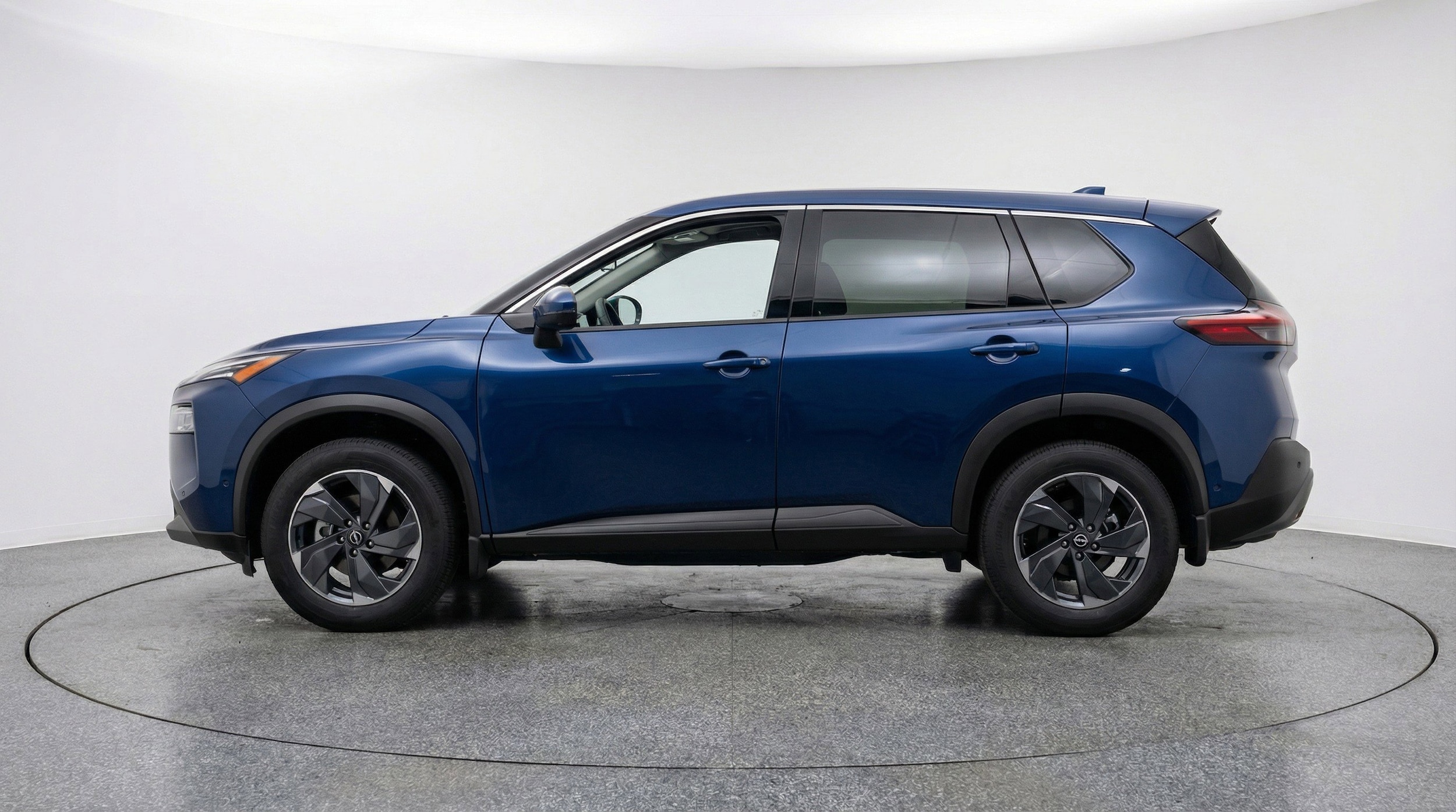 Thumbnail: 2025 Nissan Rogue - 5