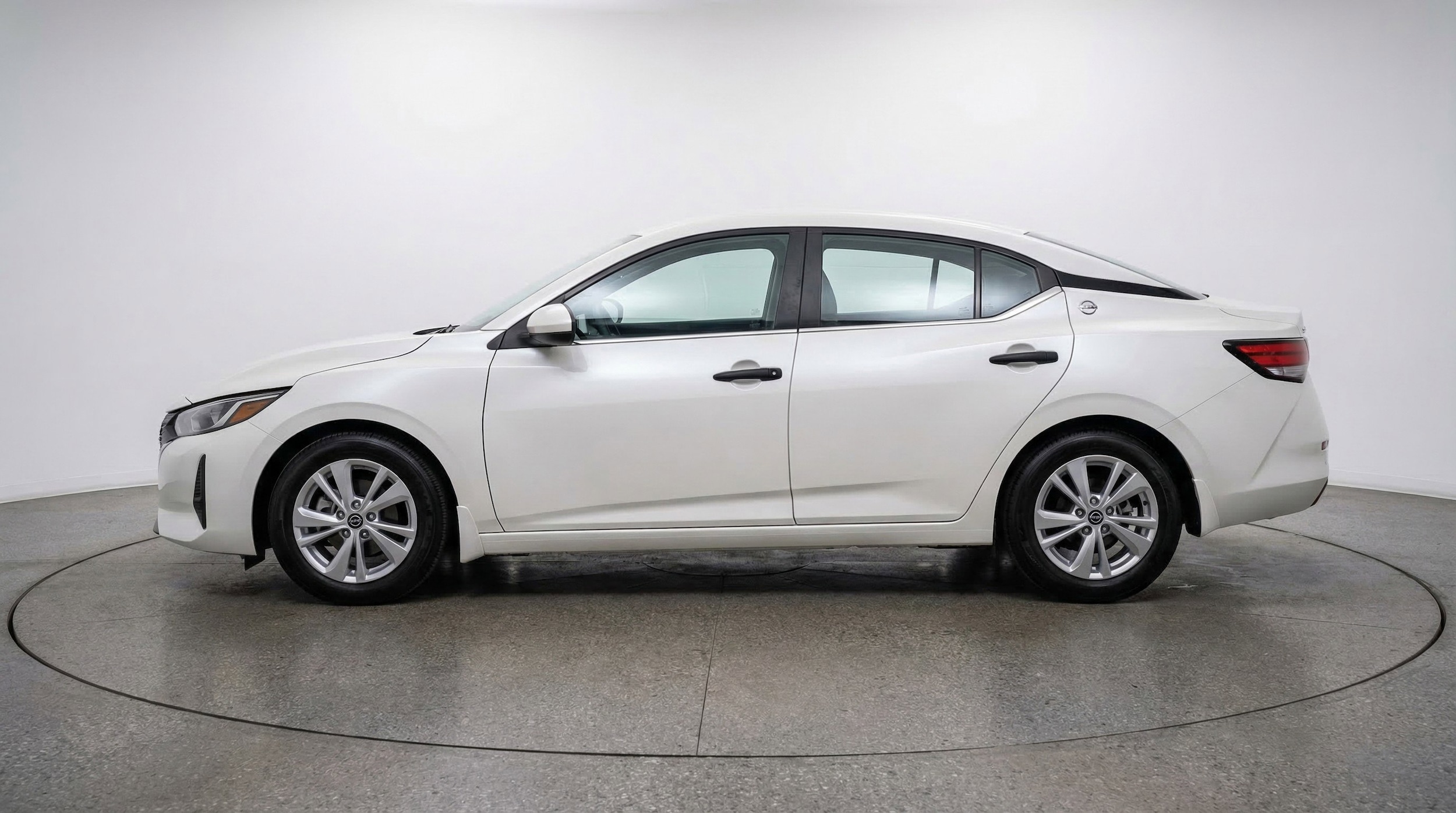 Thumbnail: 2025 Nissan Sentra - 5