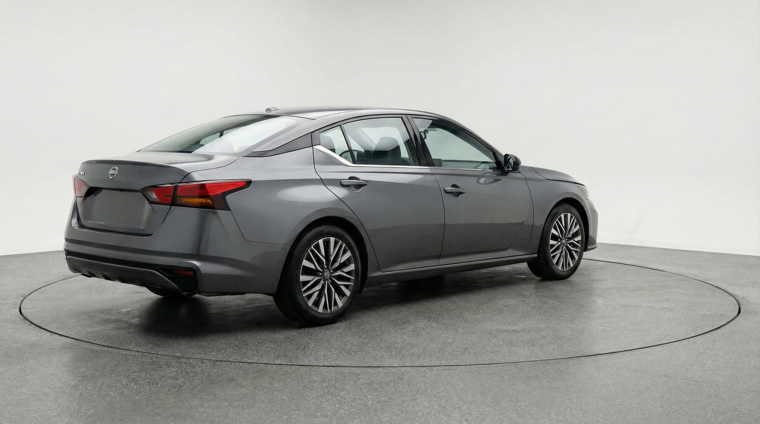 Thumbnail: 2025 Nissan Altima - 9