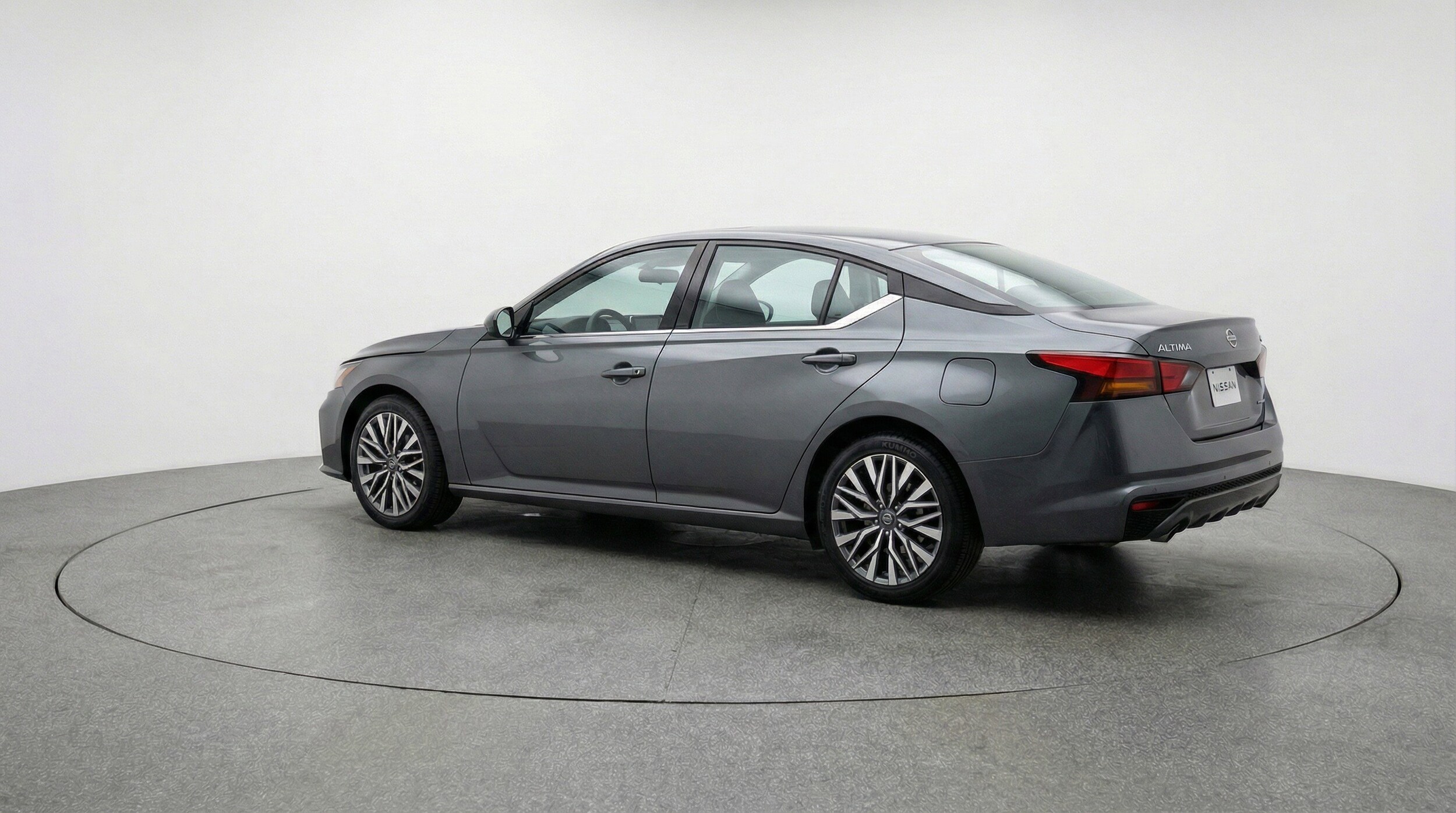 Thumbnail: 2025 Nissan Altima - 9