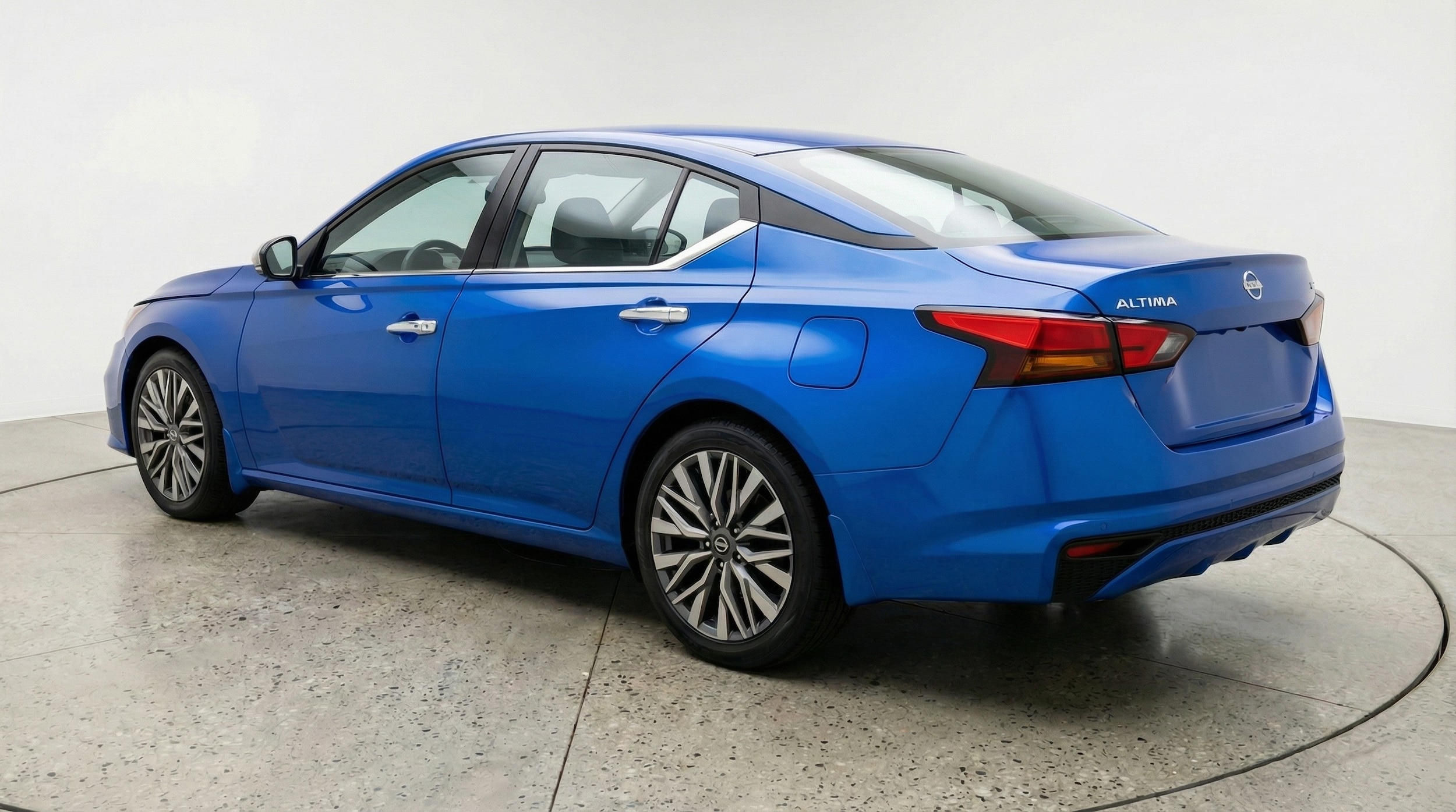 Thumbnail: 2025 Nissan Altima - 5