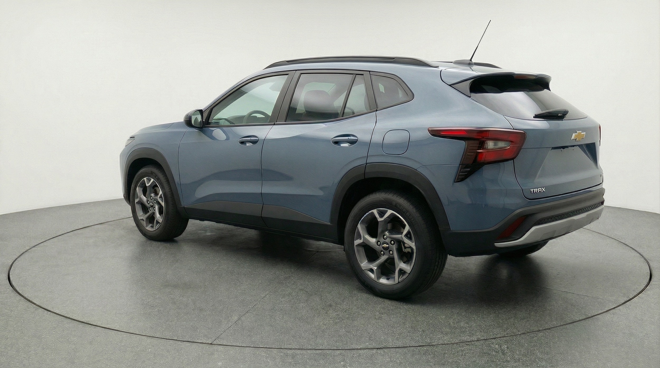 Thumbnail: 2025 Chevrolet Trax - 5