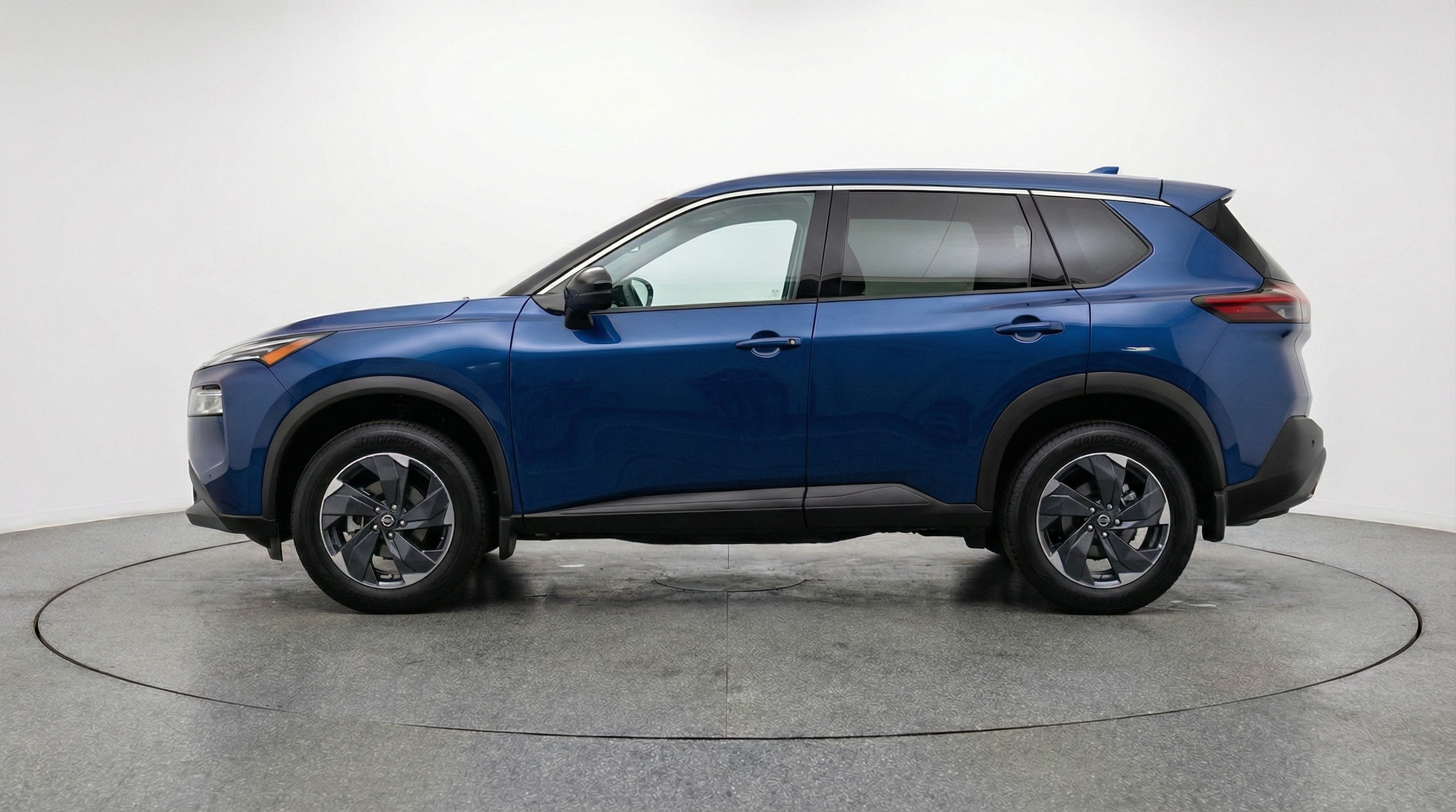 Thumbnail: 2025 Nissan Rogue - 4