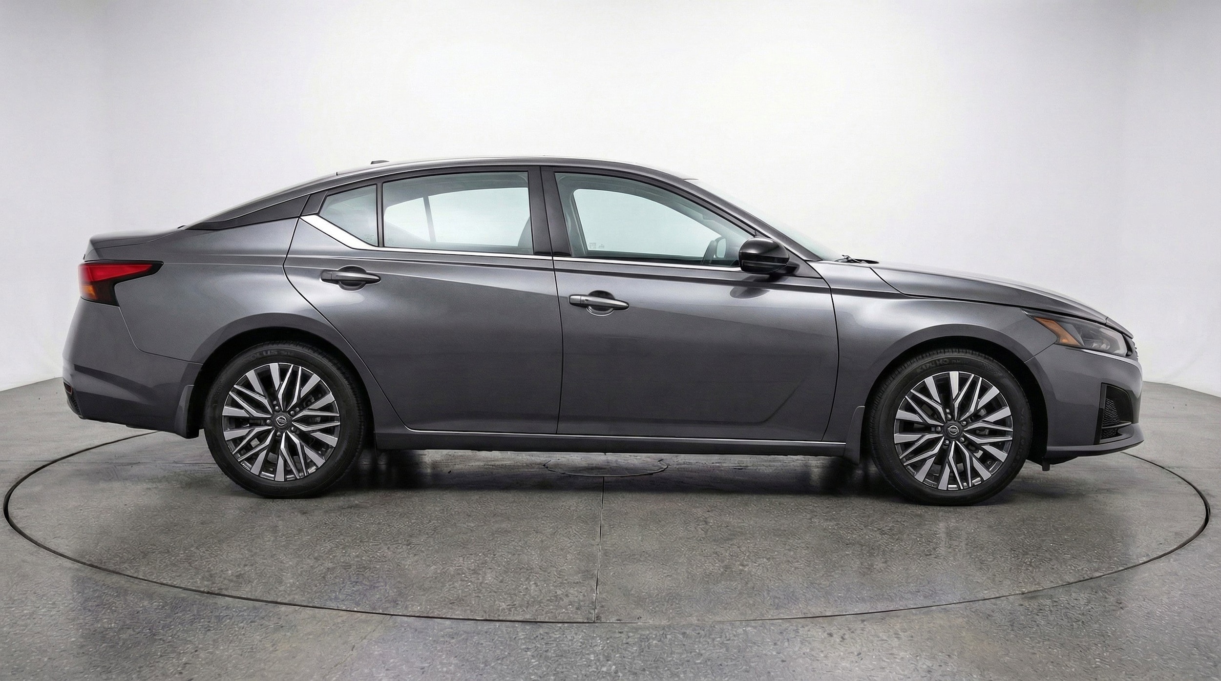 Thumbnail: 2025 Nissan Altima - 11