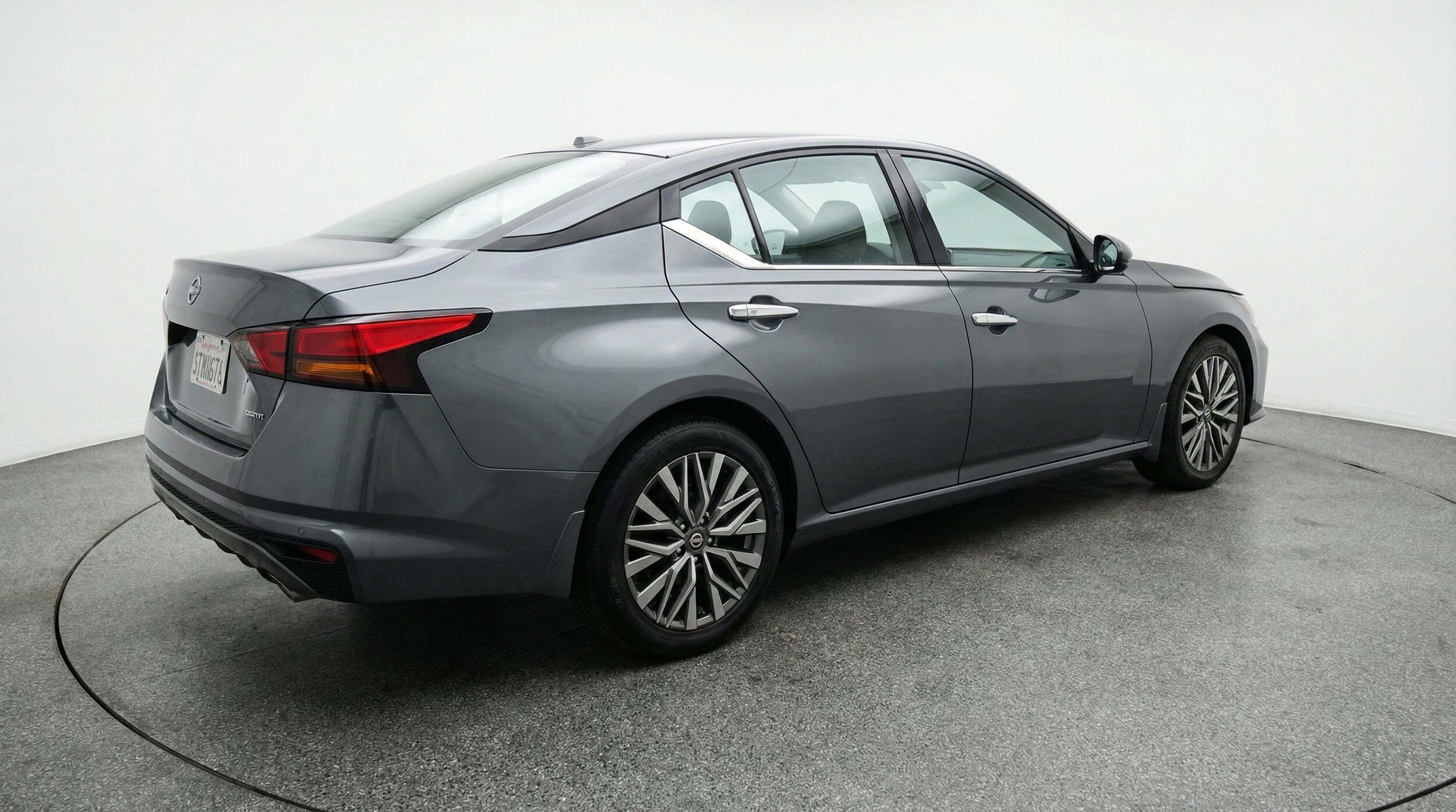 Thumbnail: 2025 Nissan Altima - 9