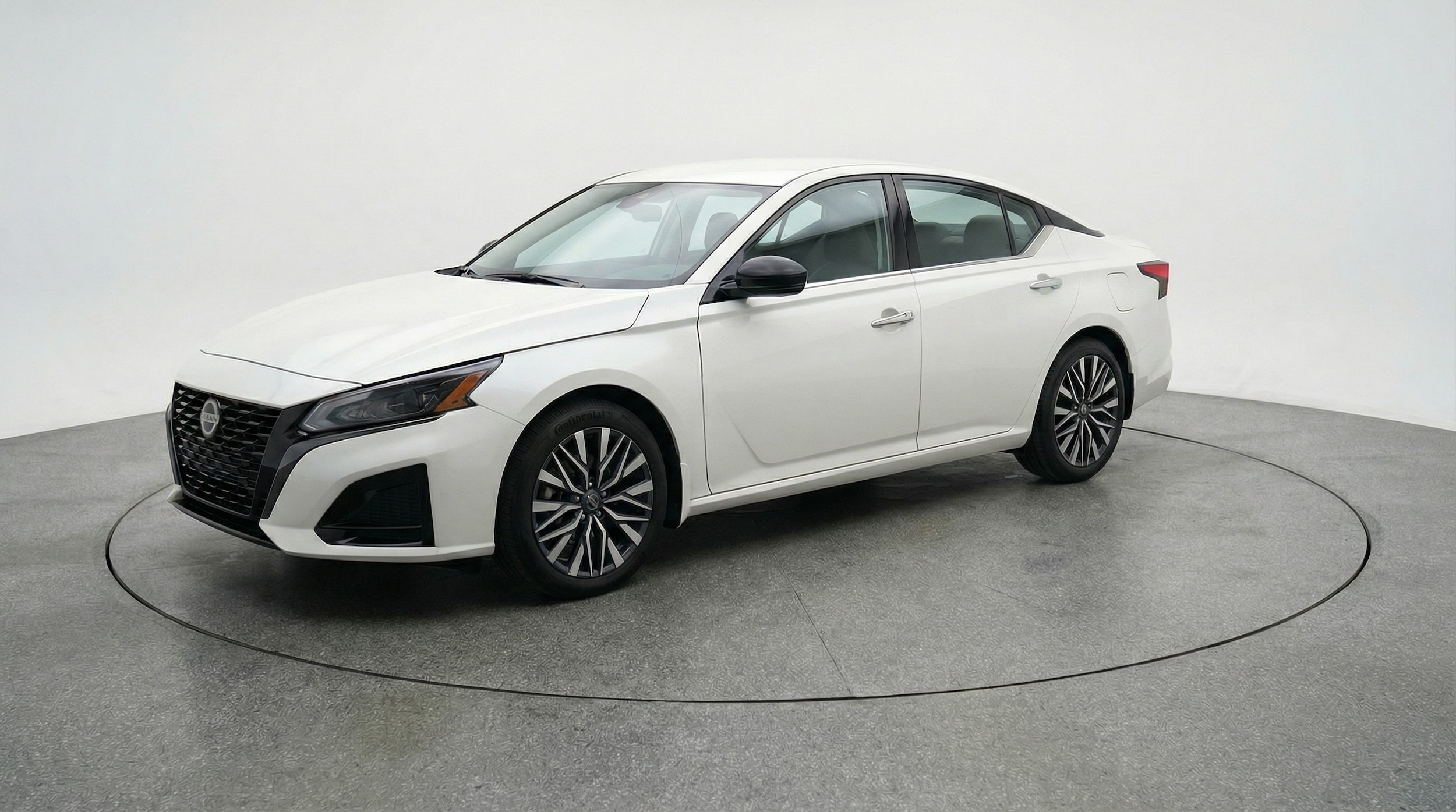 Thumbnail: 2025 Nissan Altima - 3