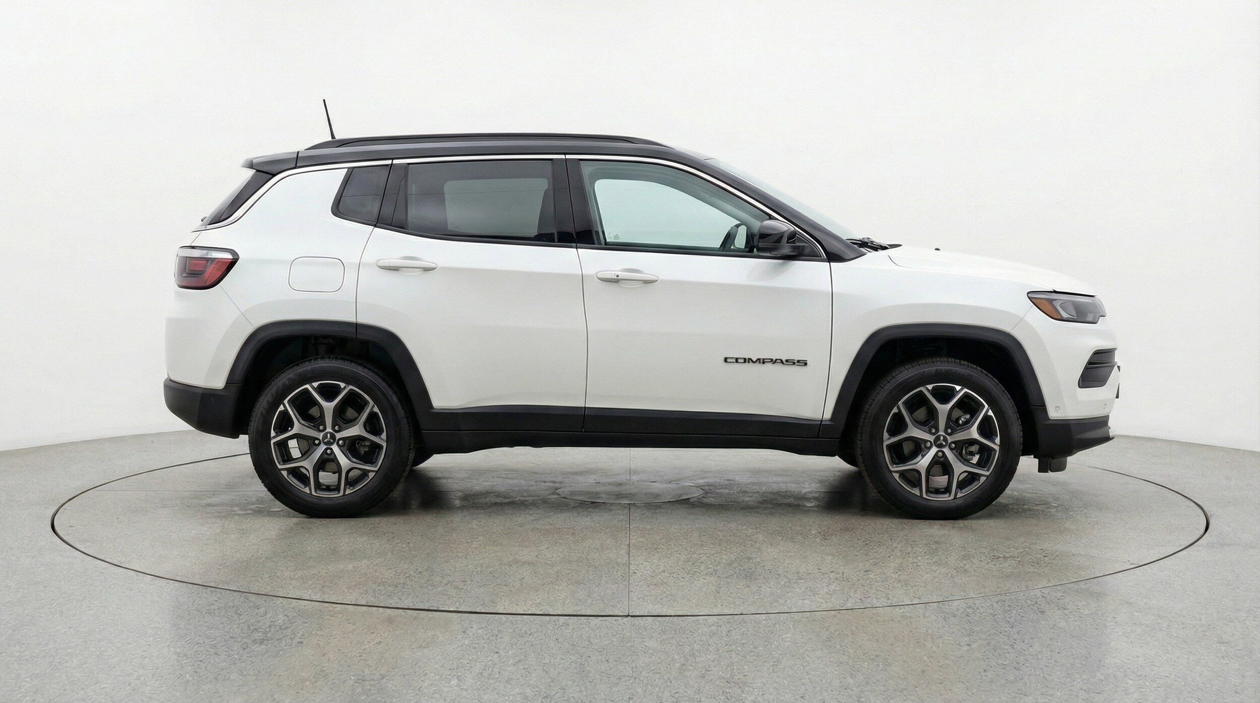 Thumbnail: 2025 Jeep Compass - 11