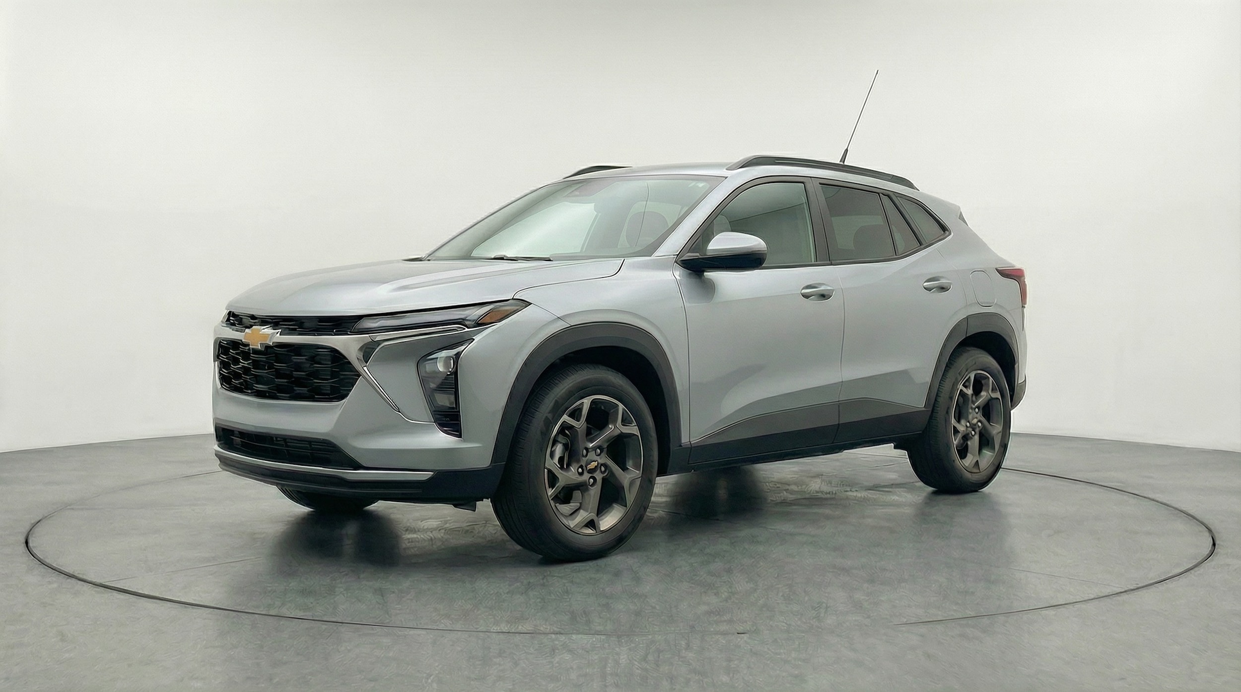 Thumbnail: 2025 Chevrolet Trax - 3