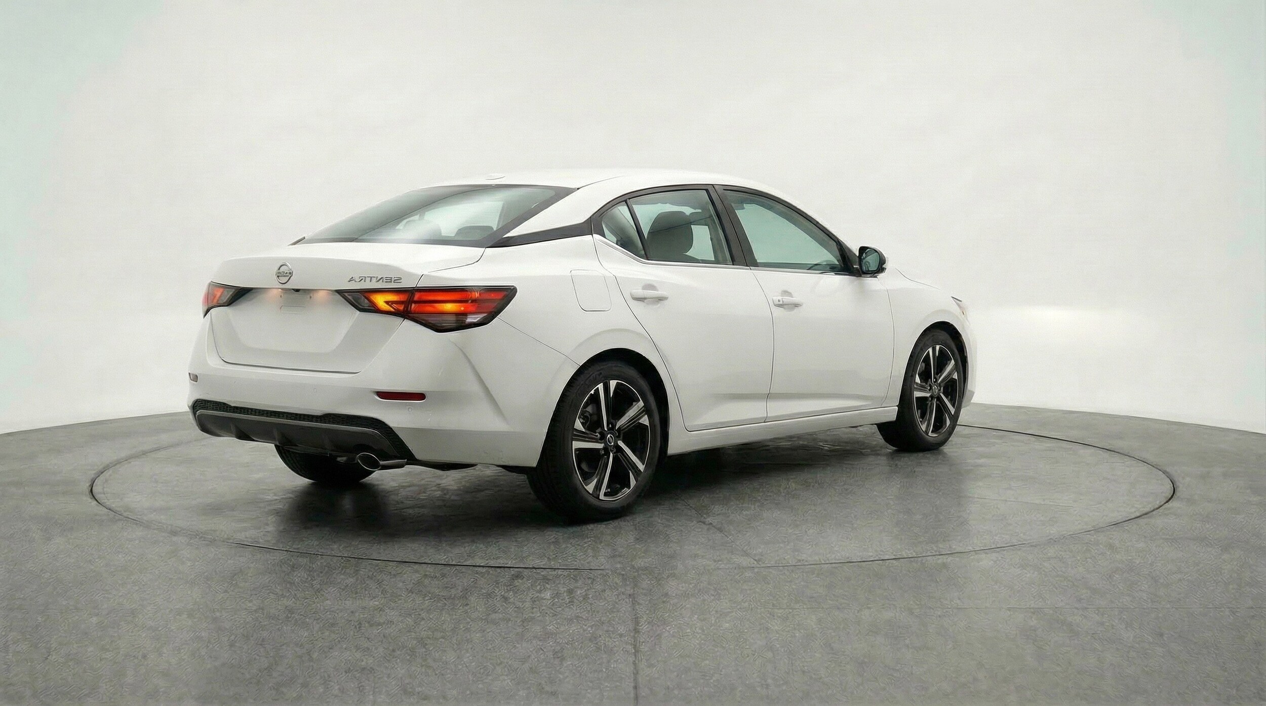 Thumbnail: 2025 Nissan Sentra - 9