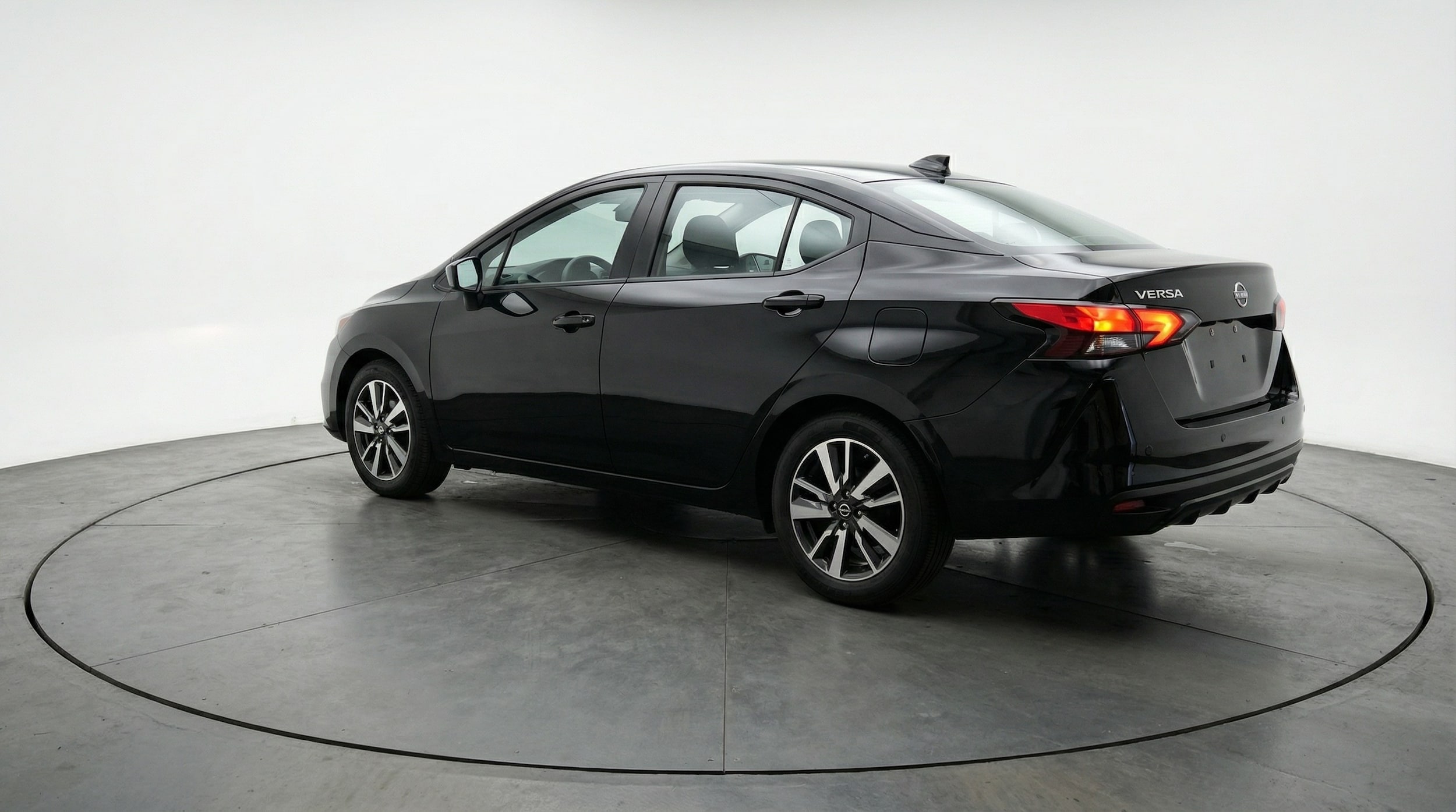 Thumbnail: 2025 Nissan Versa - 5