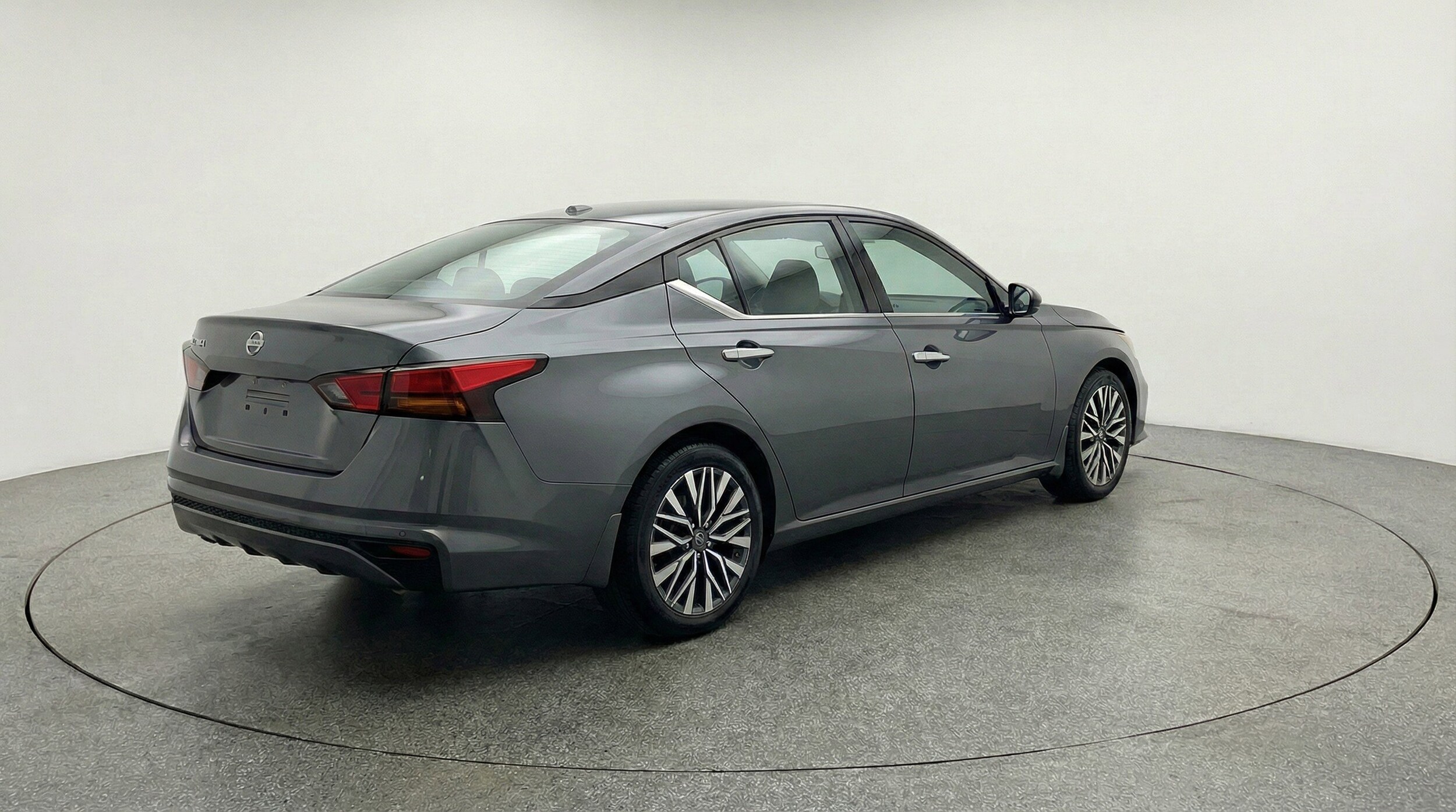 Thumbnail: 2025 Nissan Altima - 9