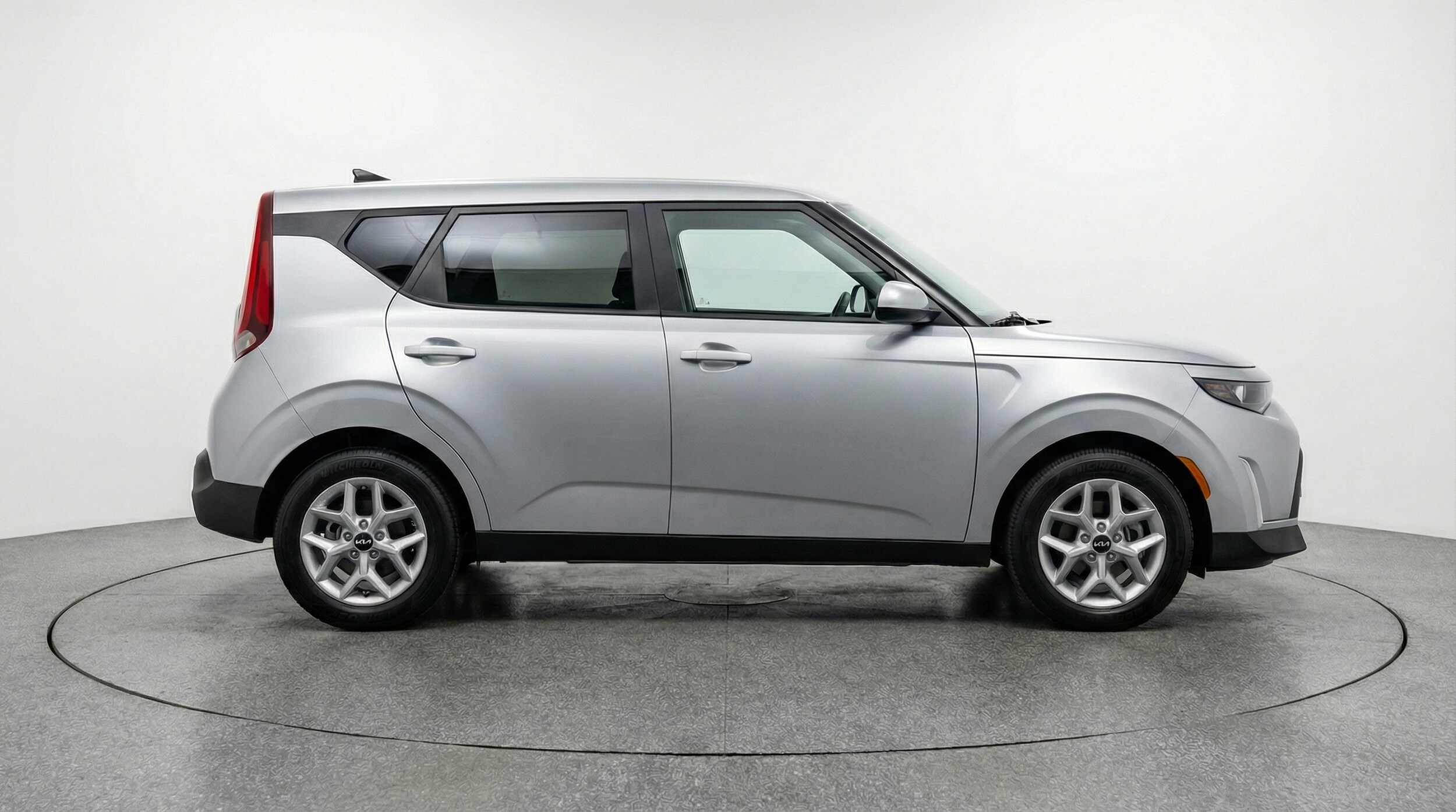 Thumbnail: 2025 Kia Soul - 8