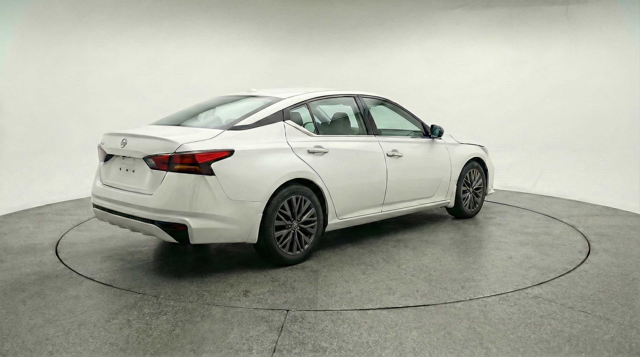 Thumbnail: 2025 Nissan Altima - 7