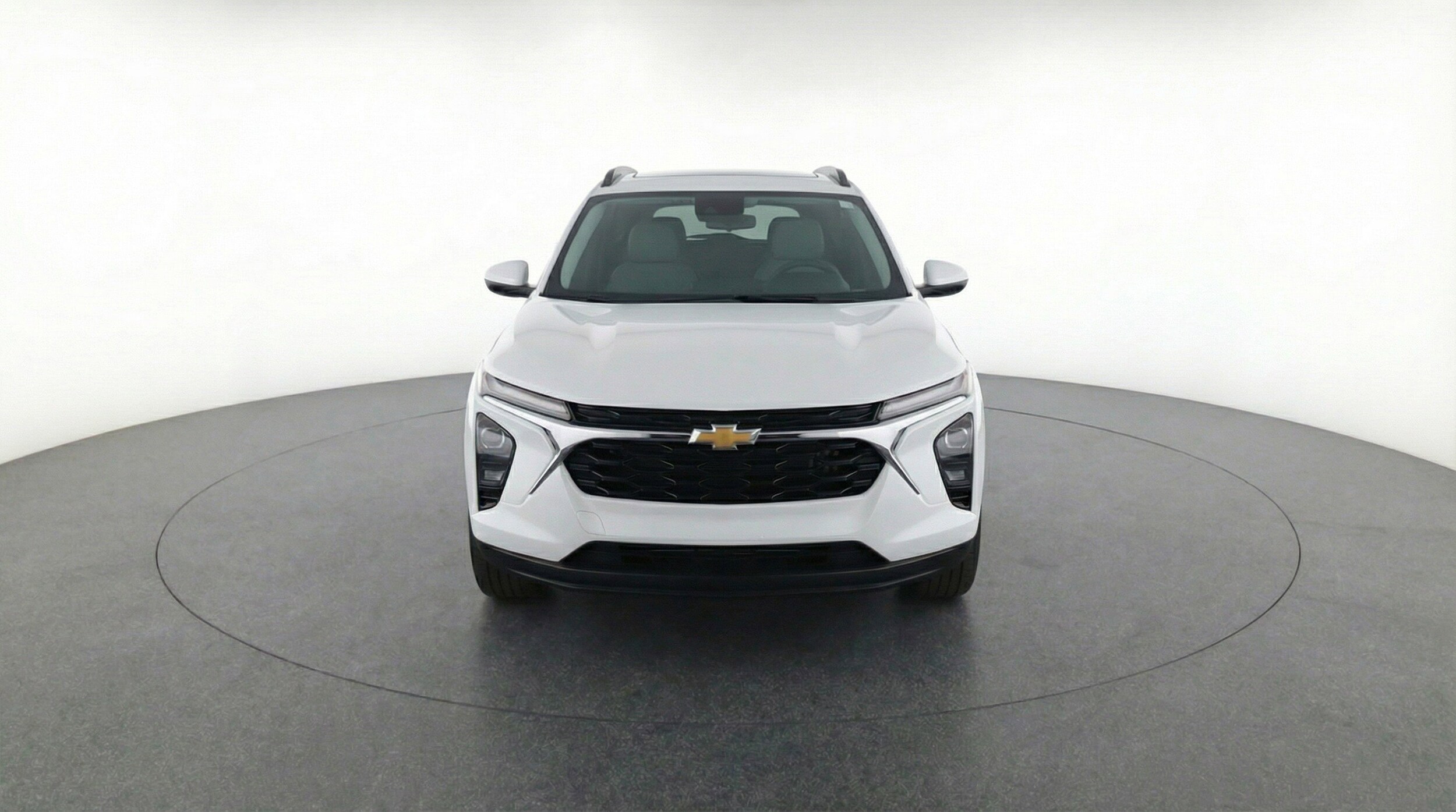 Thumbnail: 2025 Chevrolet Trax - 2