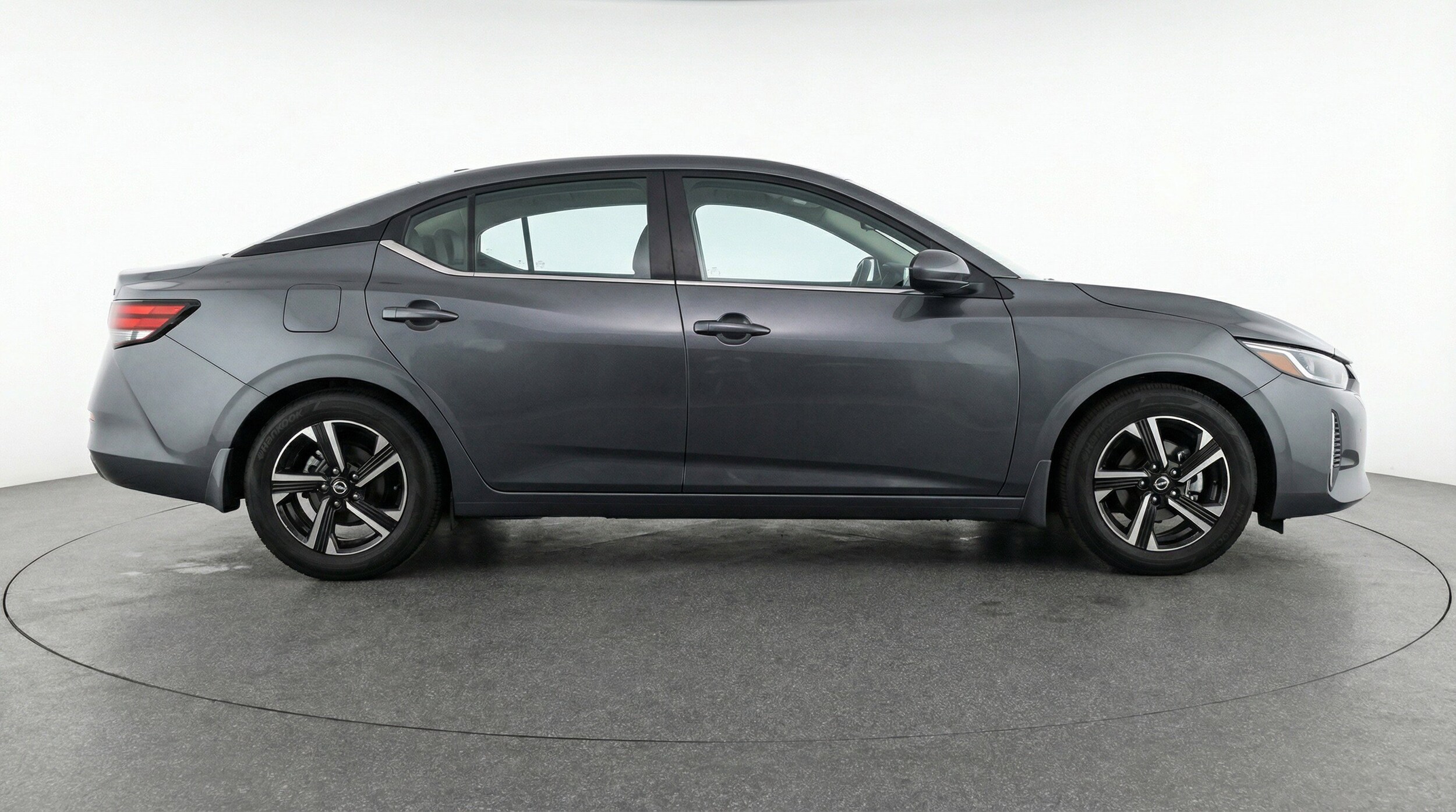 Thumbnail: 2025 Nissan Sentra - 11