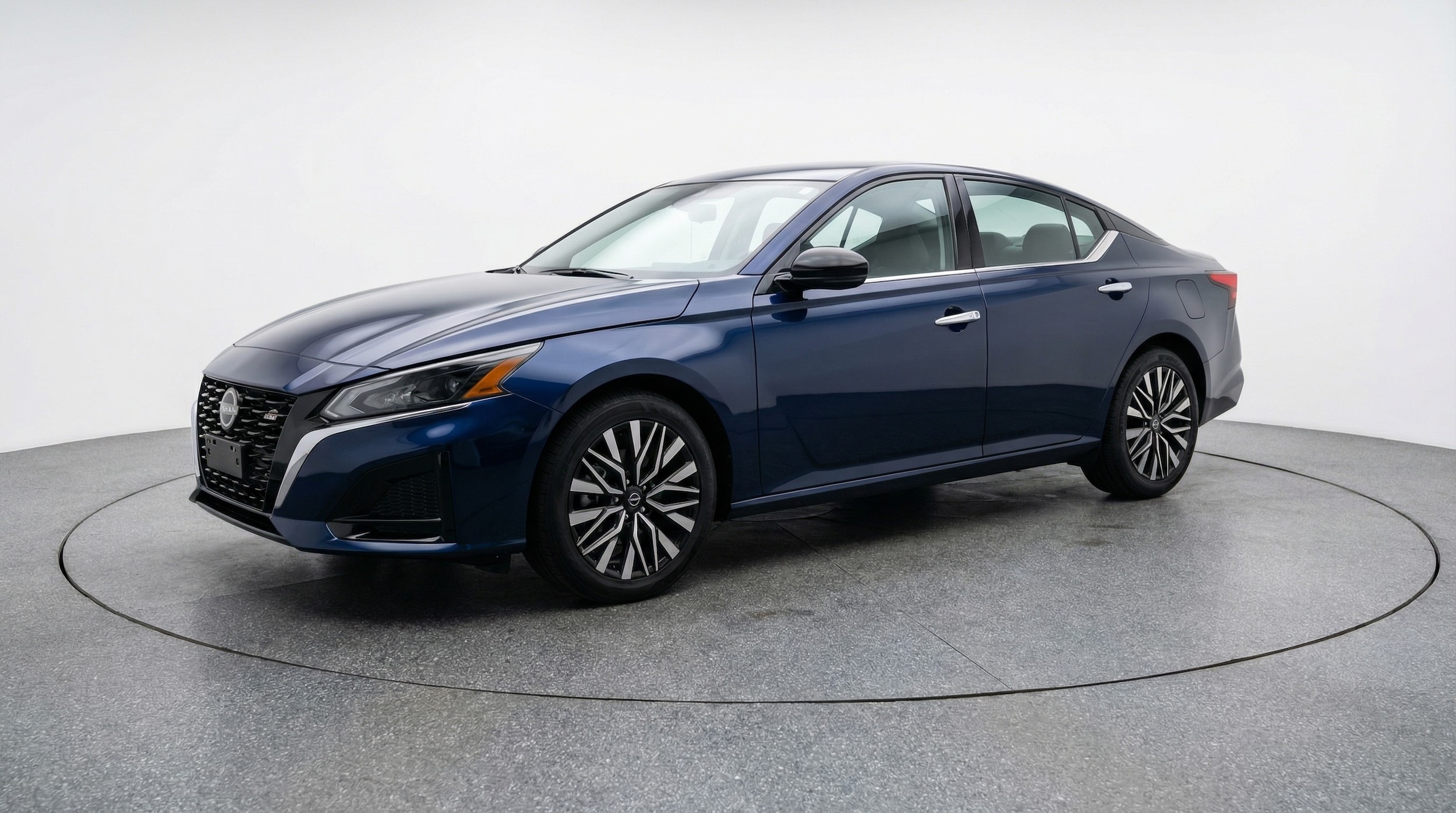 Thumbnail: 2025 Nissan Altima - 3