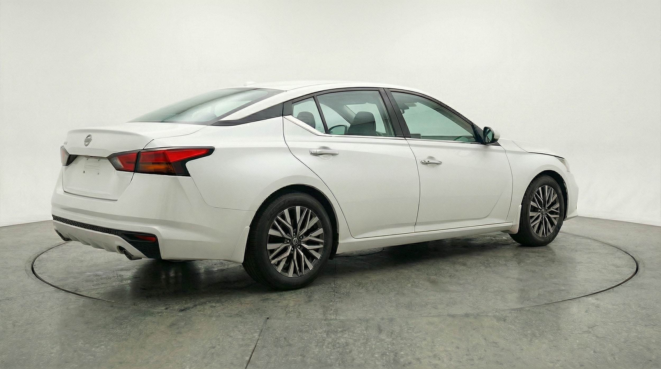 Thumbnail: 2025 Nissan Altima - 7