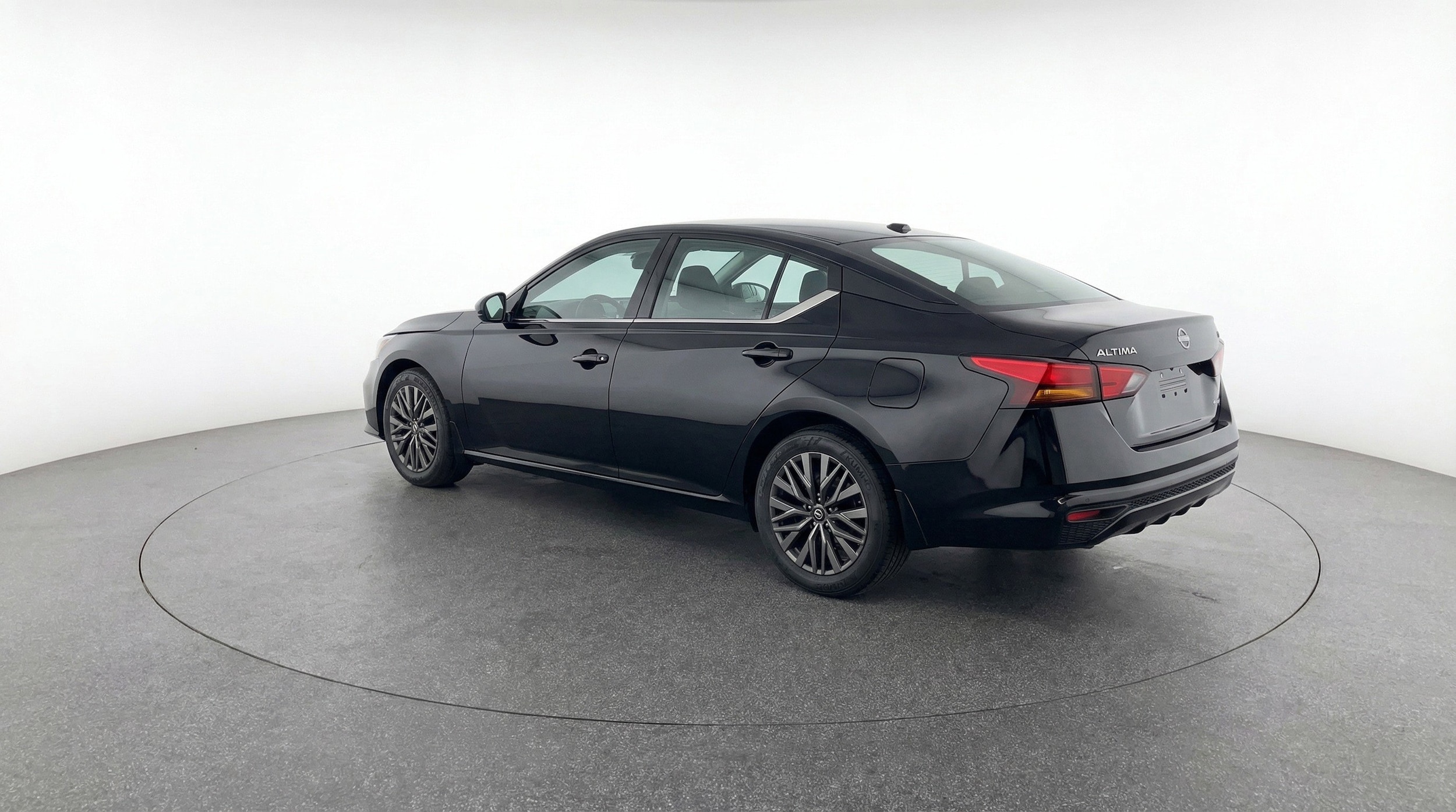 Thumbnail: 2025 Nissan Altima - 6
