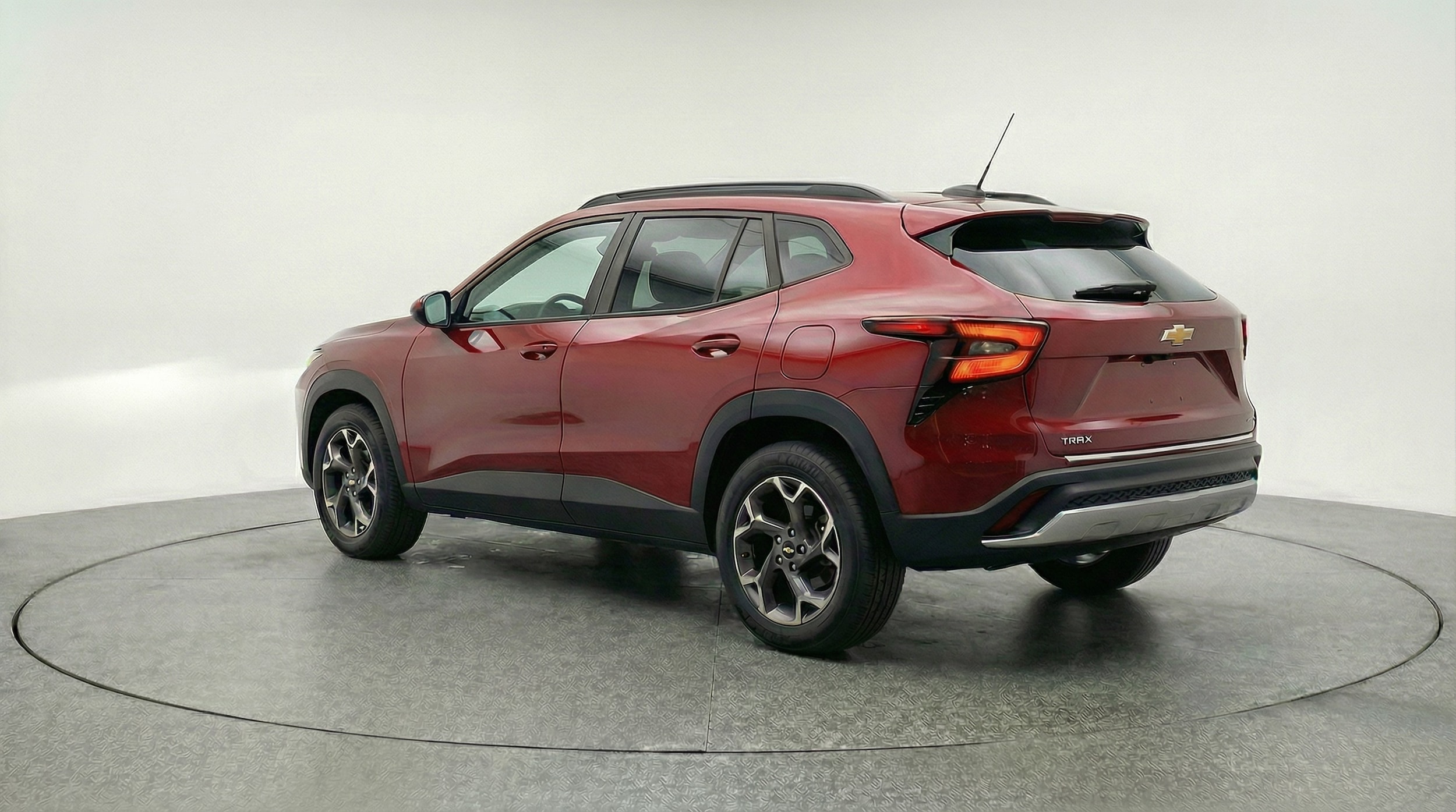 Thumbnail: 2025 Chevrolet Trax - 5