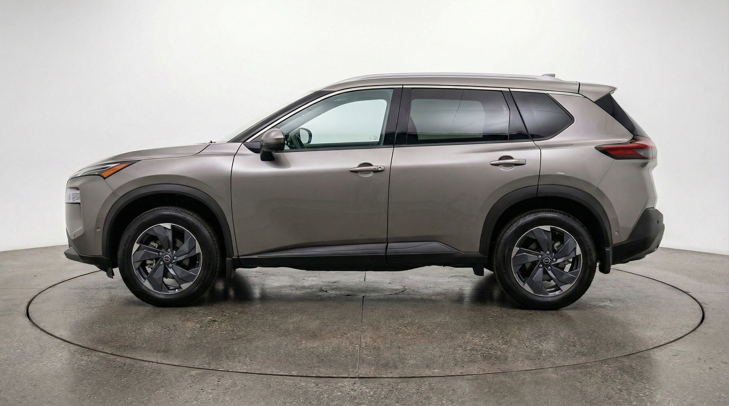 Thumbnail: 2025 Nissan Rogue - 5