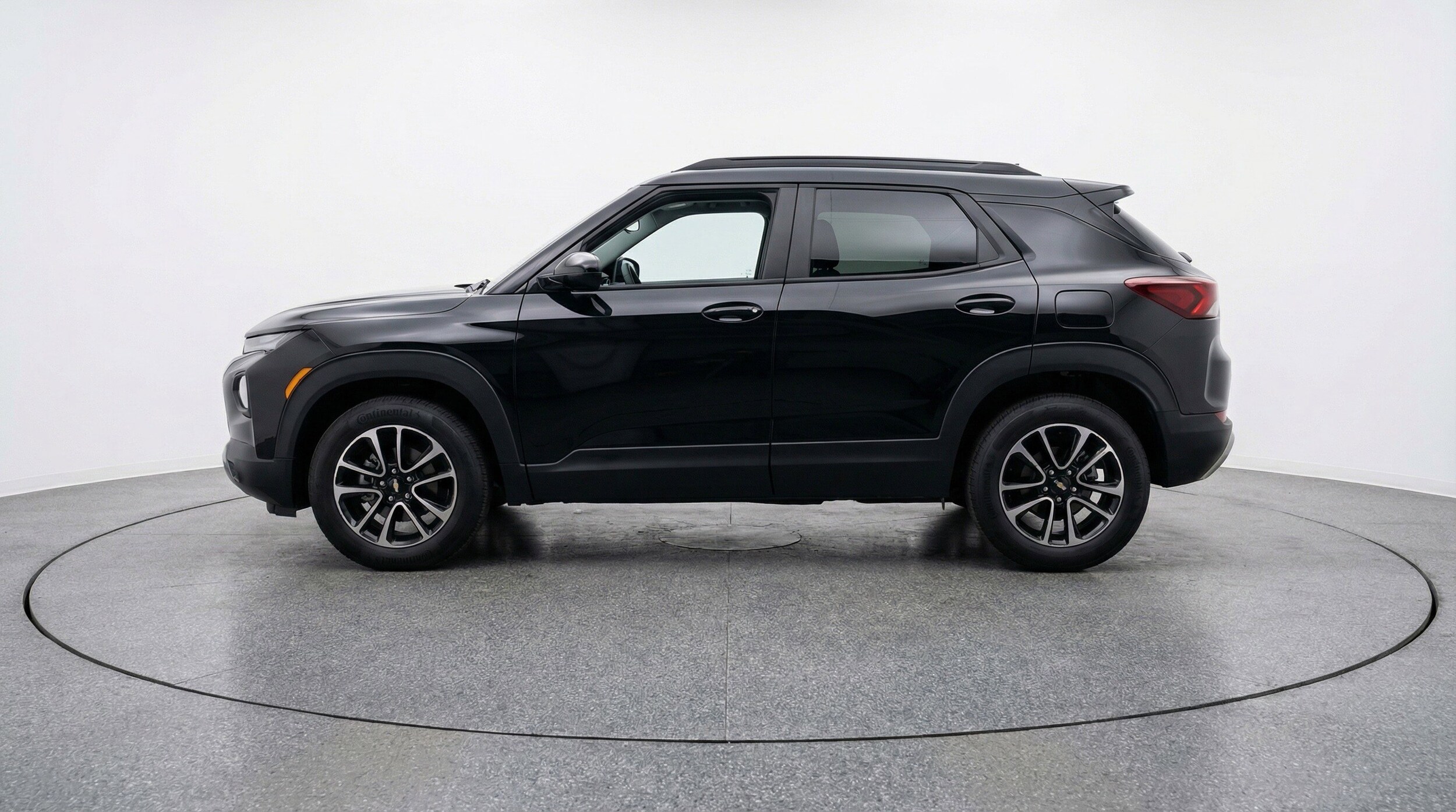 Thumbnail: 2025 Chevrolet TrailBlazer - 5