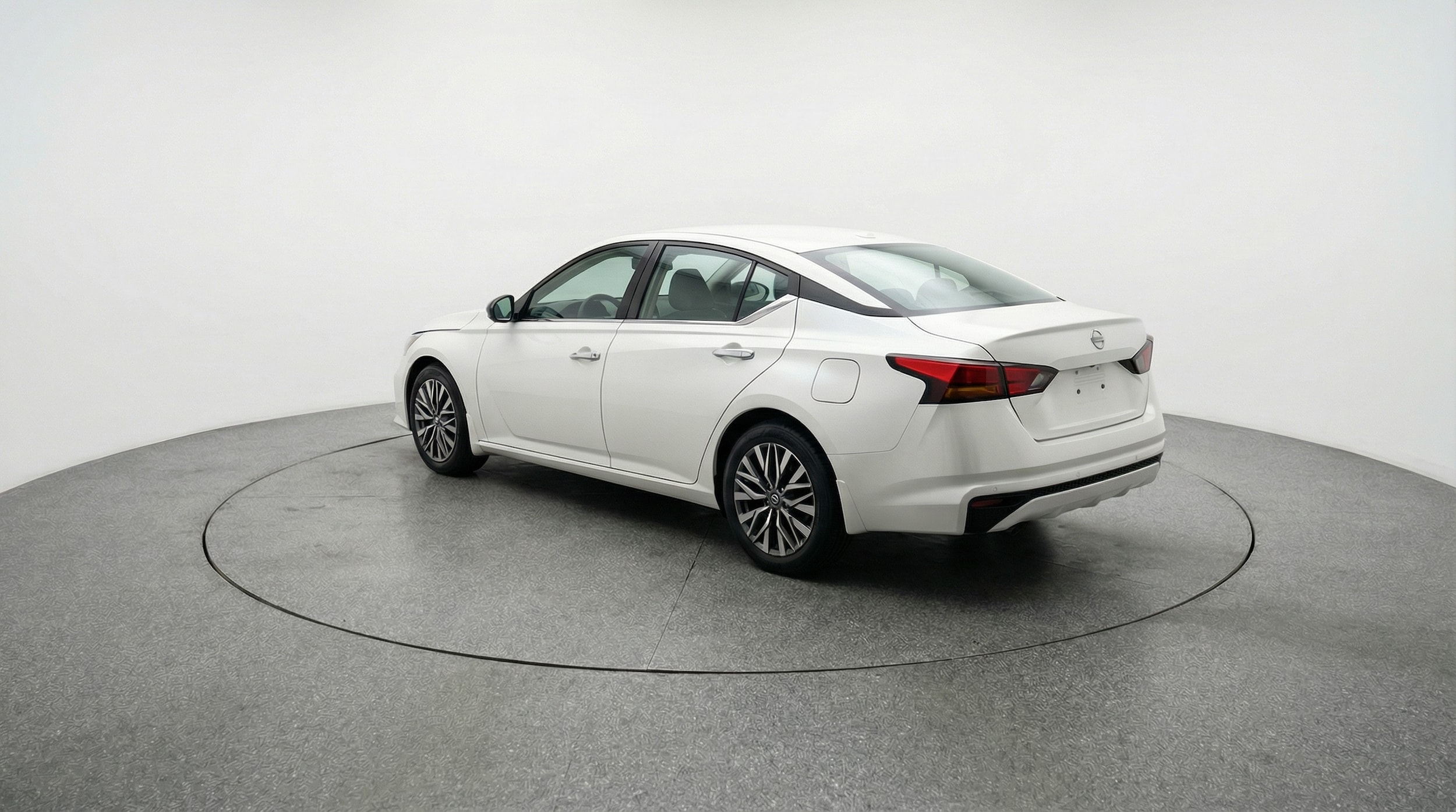 Thumbnail: 2025 Nissan Altima - 7