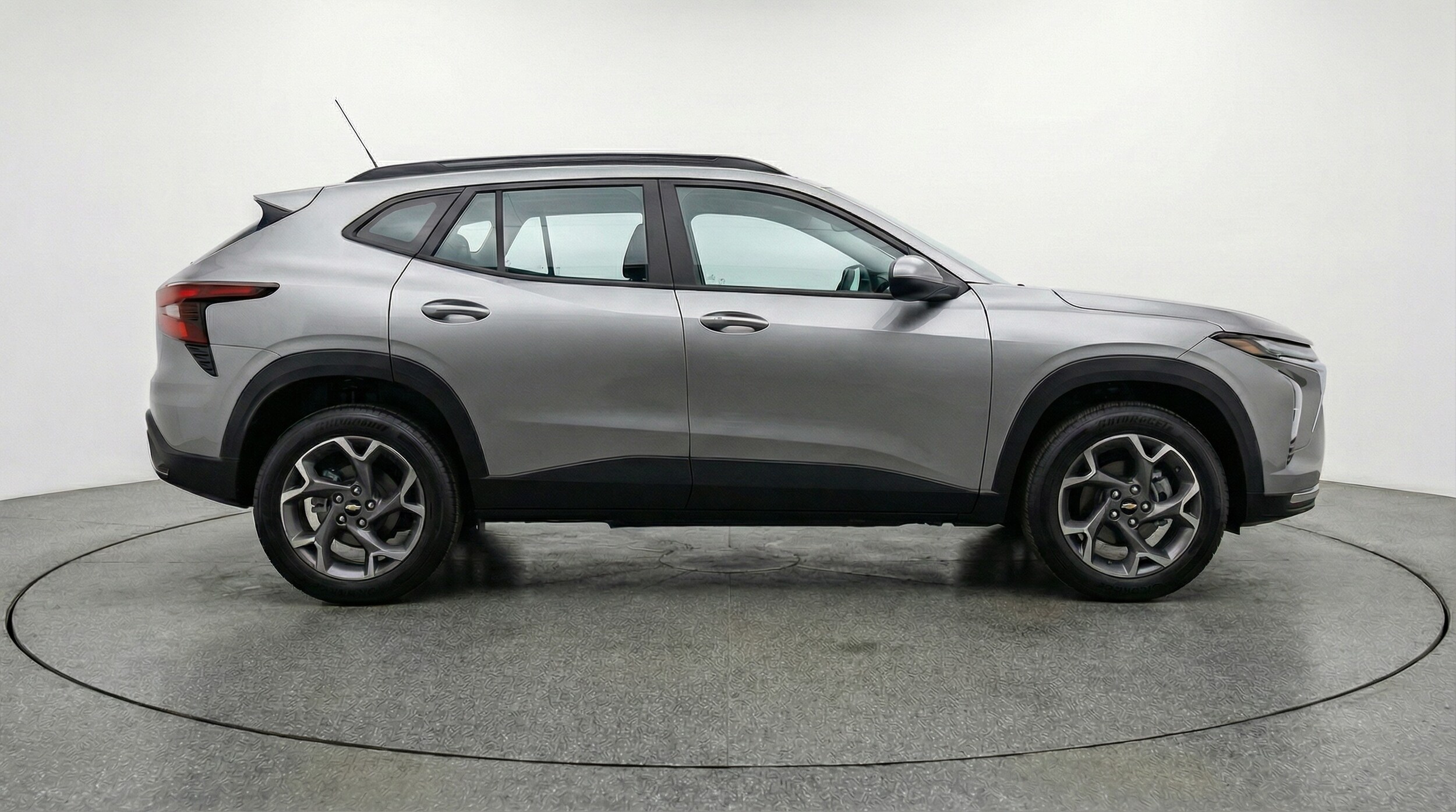 Thumbnail: 2025 Chevrolet Trax - 8