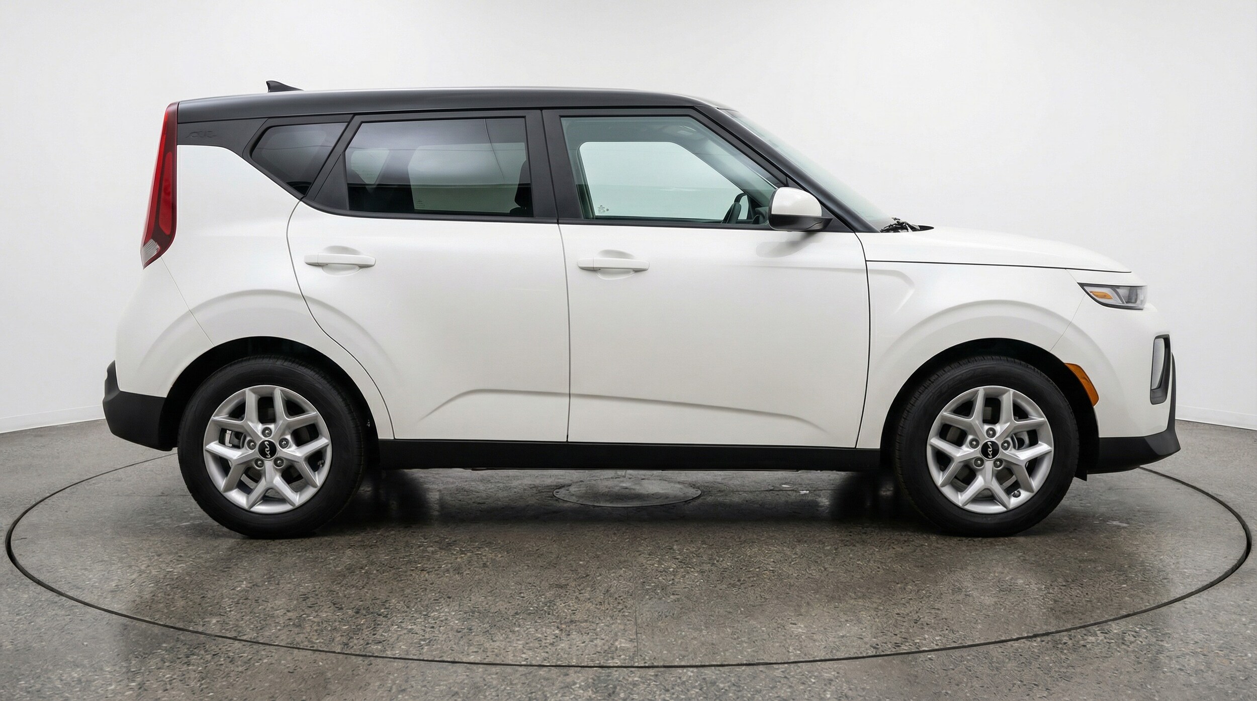 Thumbnail: 2025 Kia Soul - 8