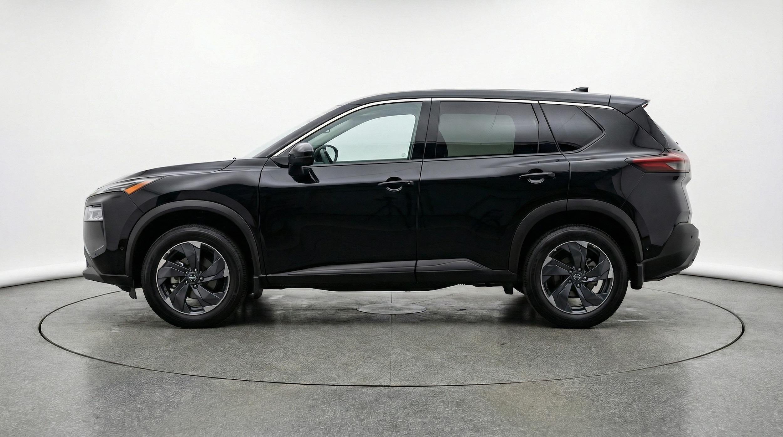 Thumbnail: 2025 Nissan Rogue - 4