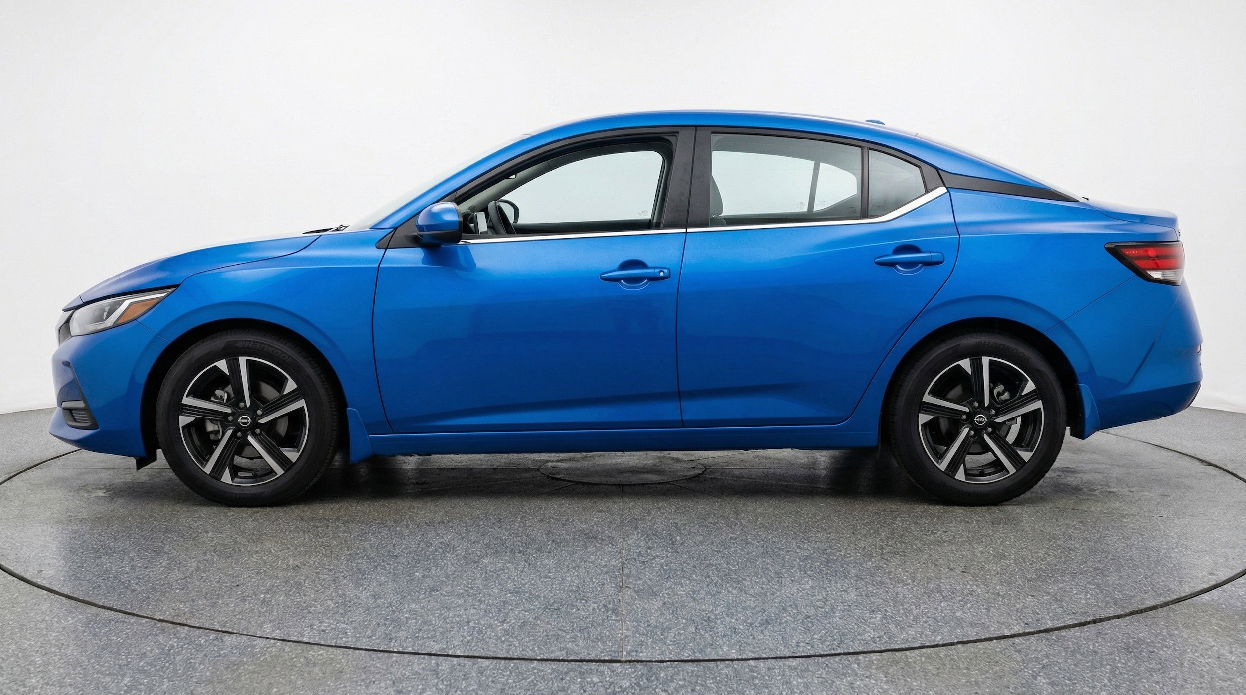 Thumbnail: 2025 Nissan Sentra - 5