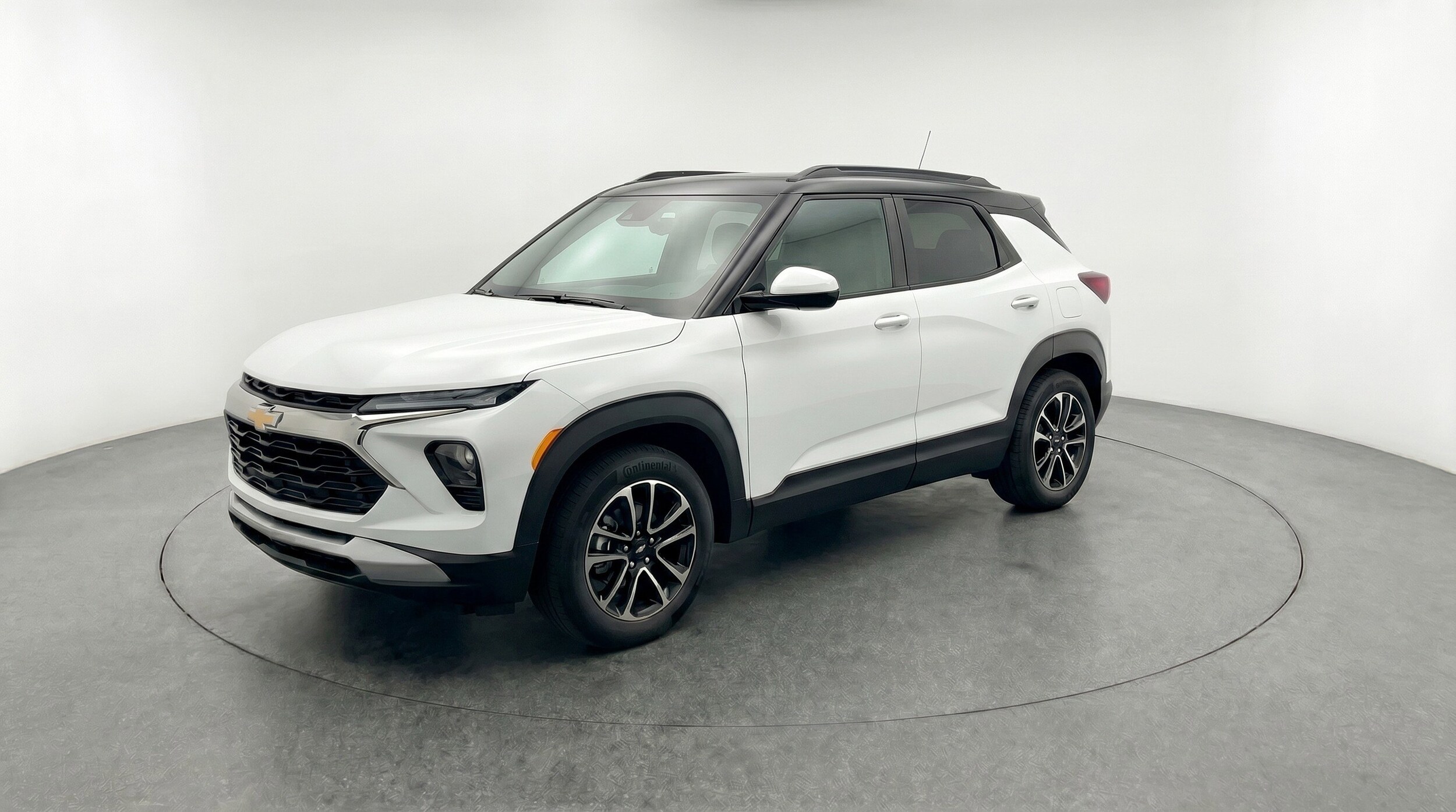 Thumbnail: 2025 Chevrolet TrailBlazer - 3
