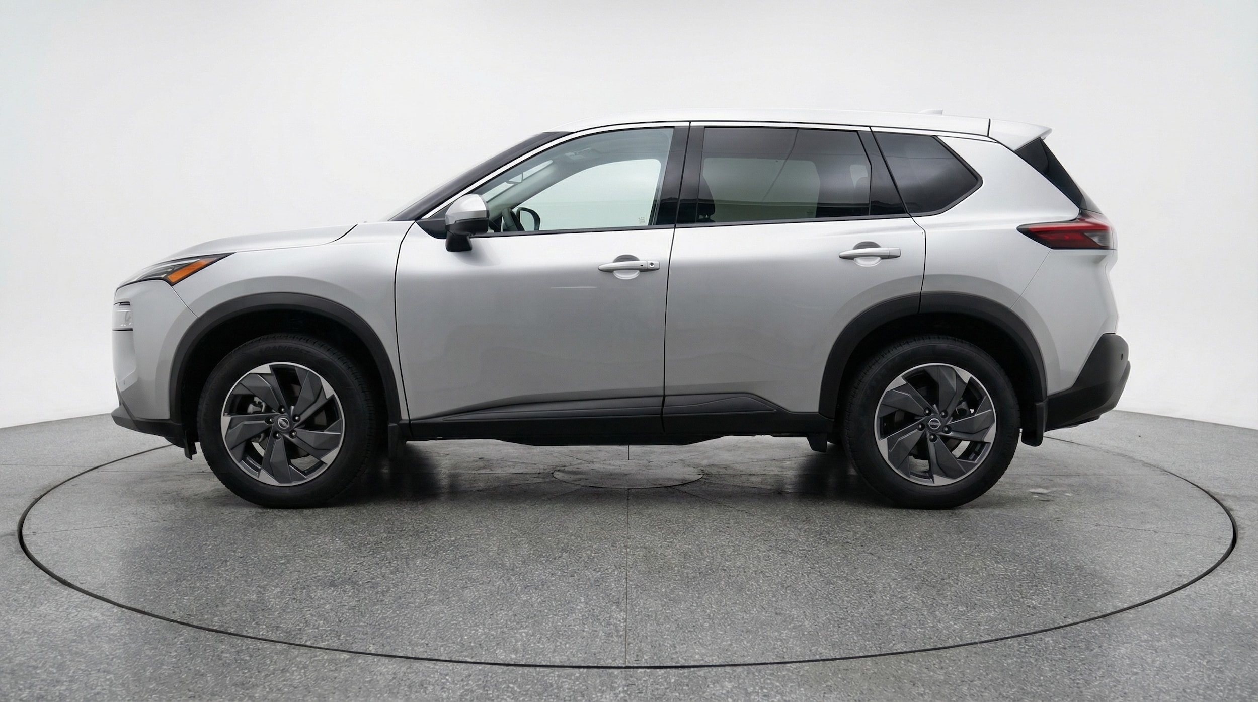 Thumbnail: 2025 Nissan Rogue - 4