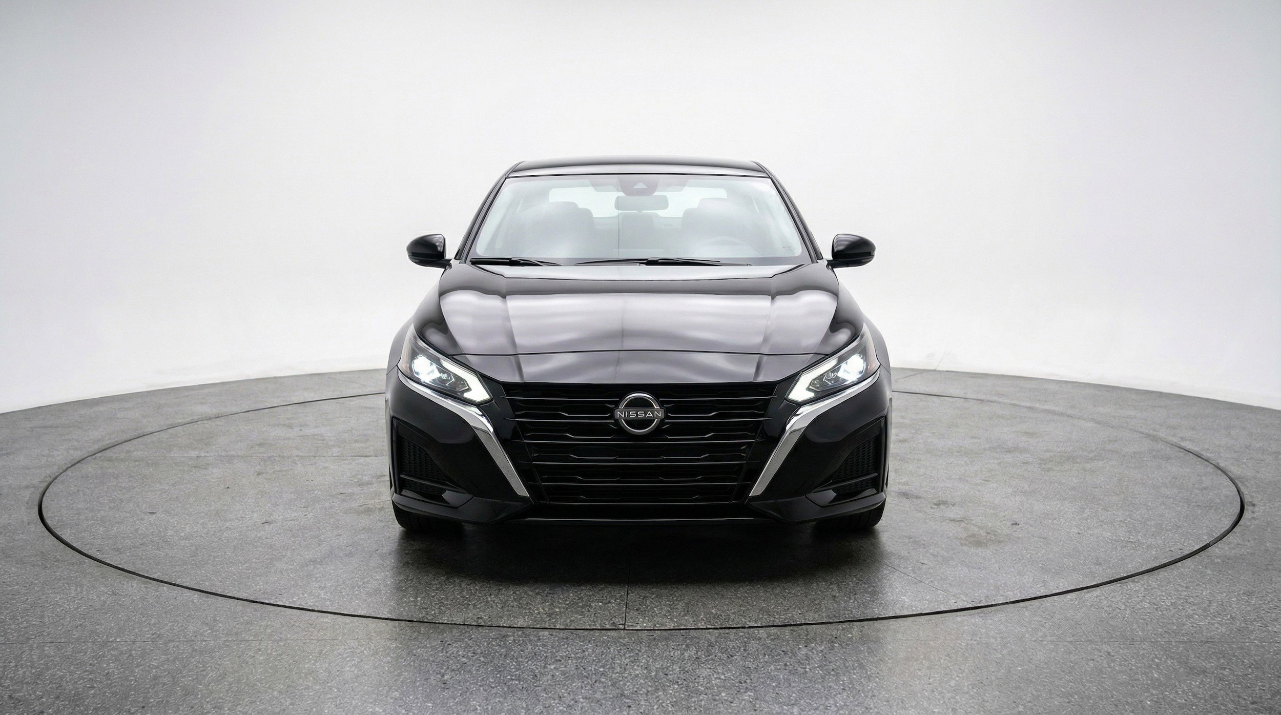 Thumbnail: 2025 Nissan Altima - 2