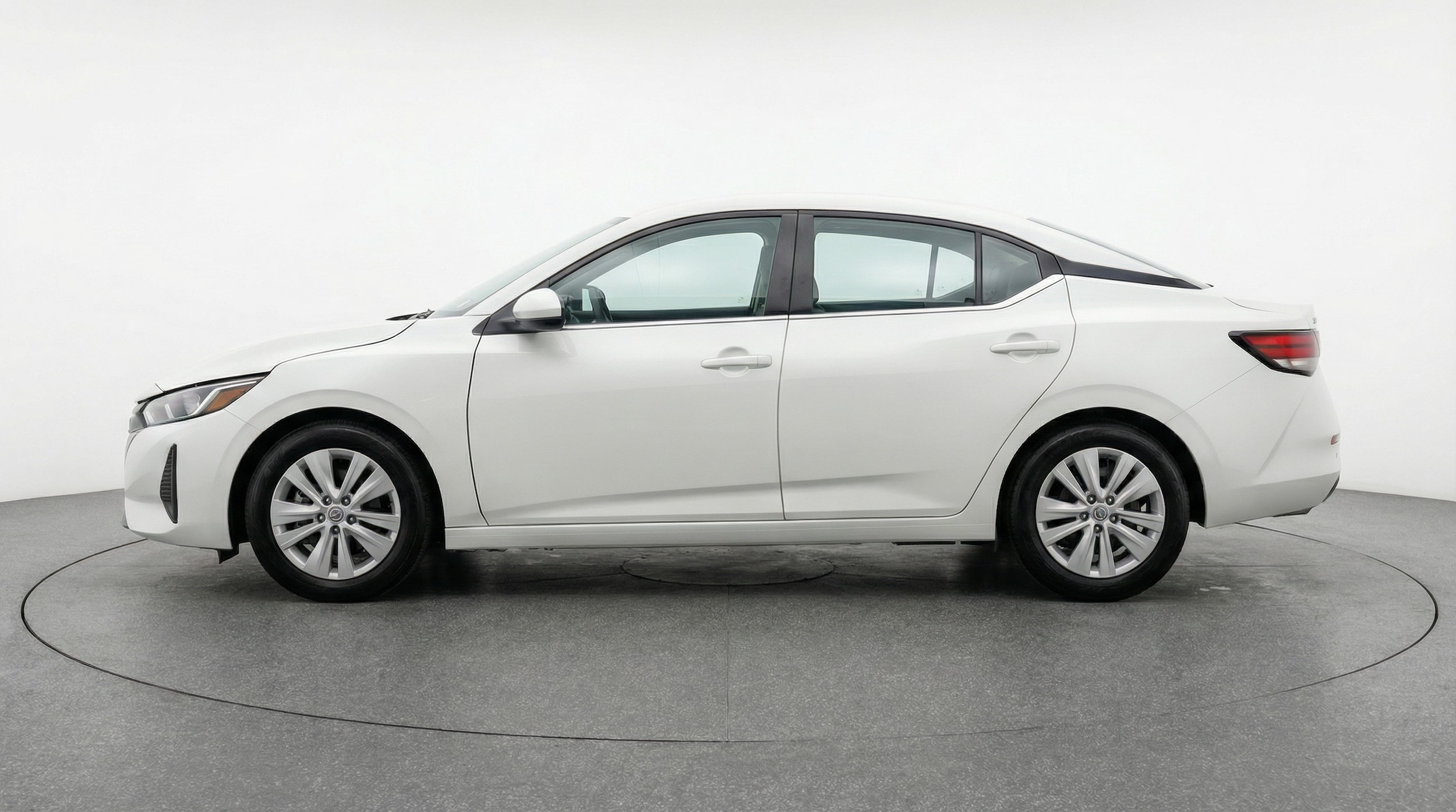 Thumbnail: 2025 Nissan Sentra - 4