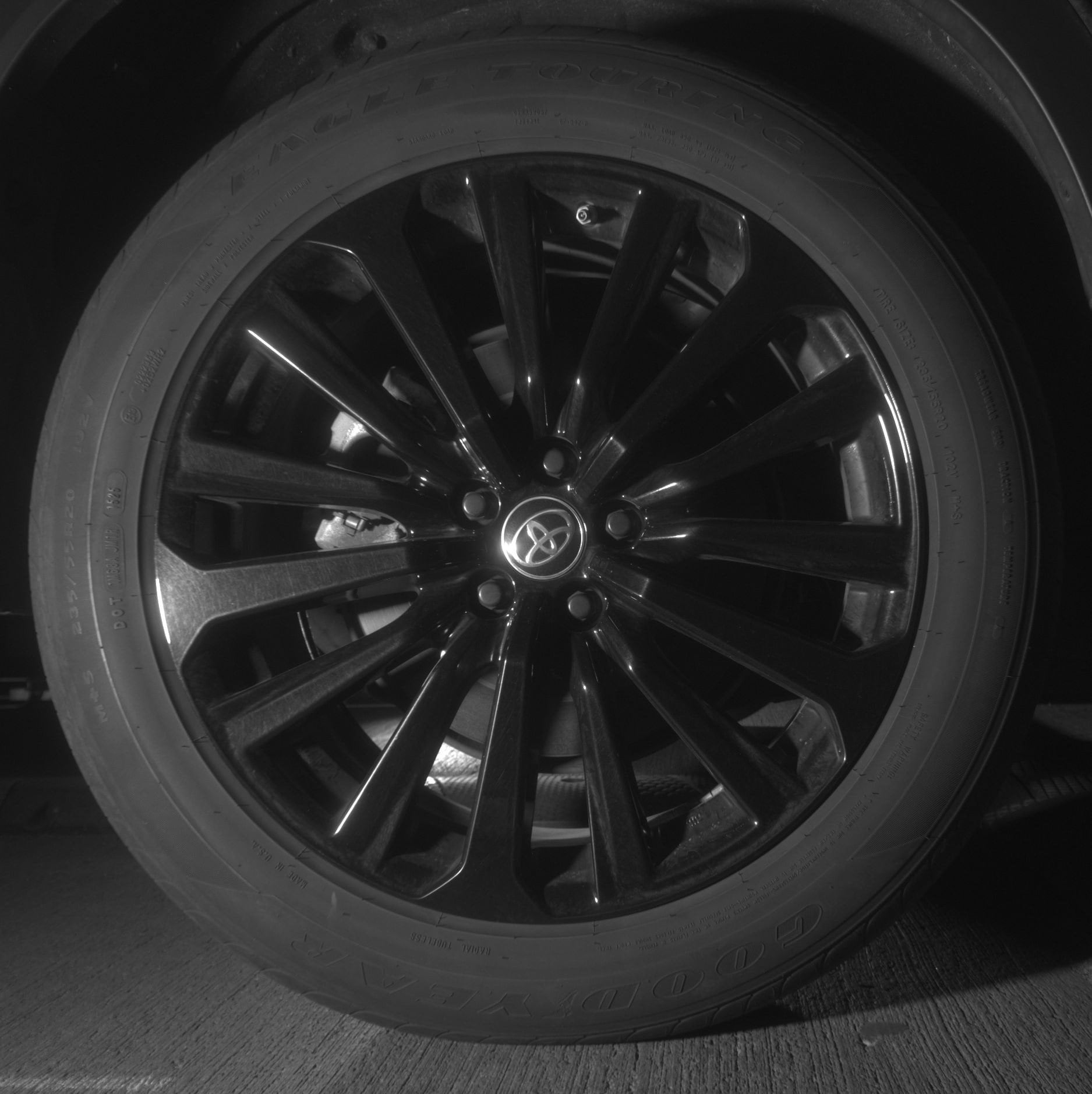 Thumbnail: 2025 Toyota Highlander - 15