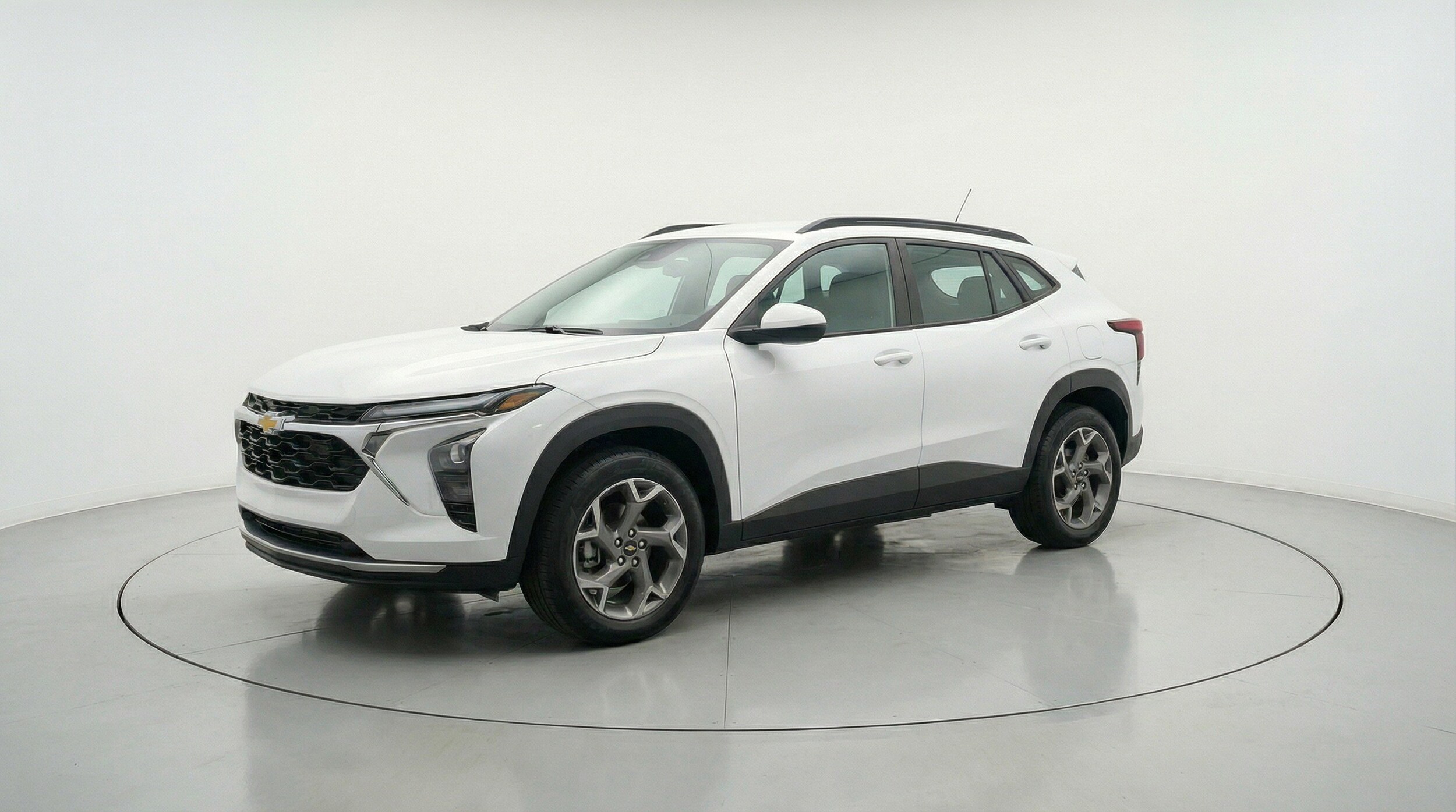 Thumbnail: 2025 Chevrolet Trax - 3