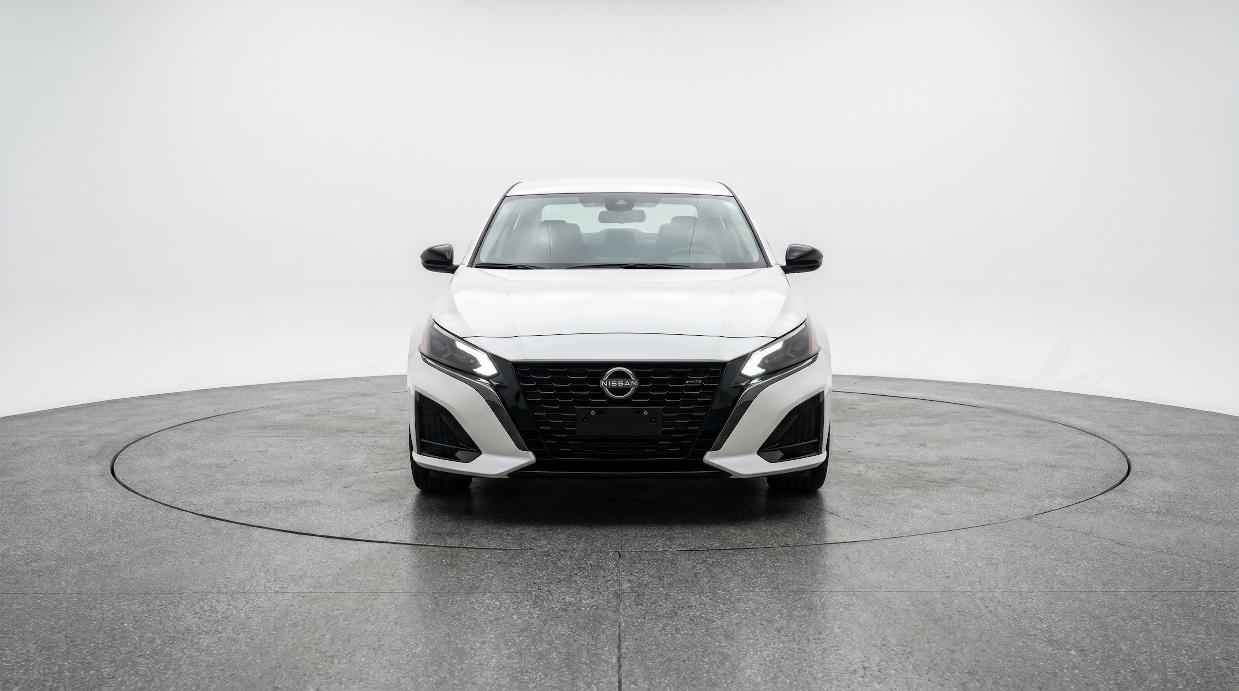 Thumbnail: 2025 Nissan Altima - 2