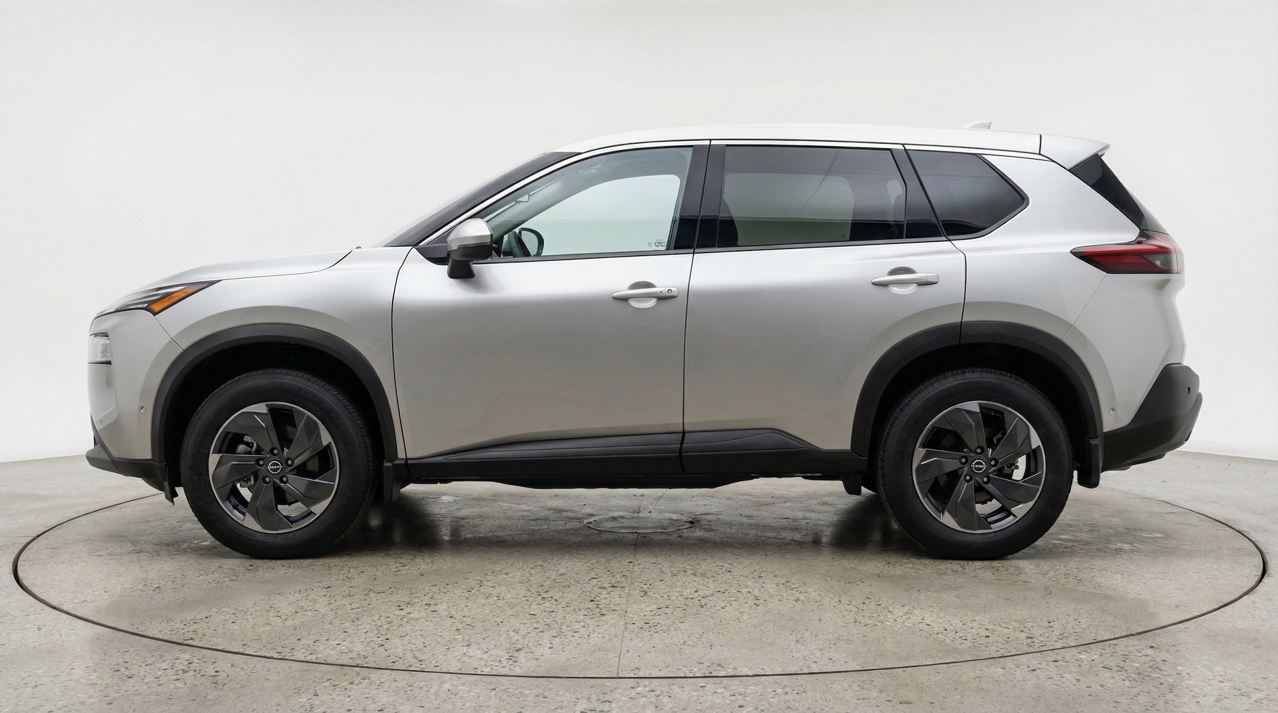 Thumbnail: 2025 Nissan Rogue - 5