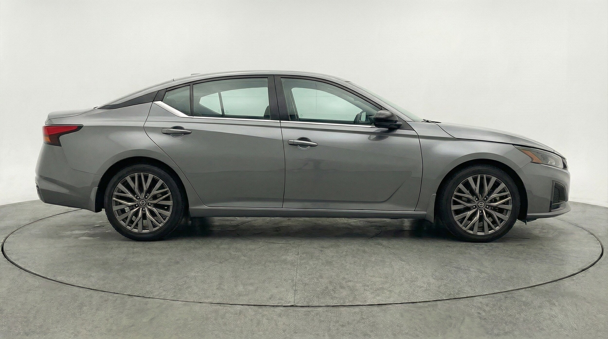 Thumbnail: 2025 Nissan Altima - 11