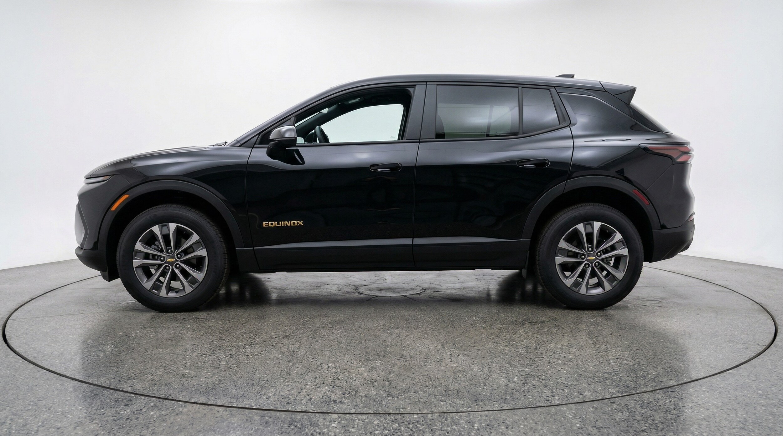 Thumbnail: 2025 Chevrolet Equinox - 4