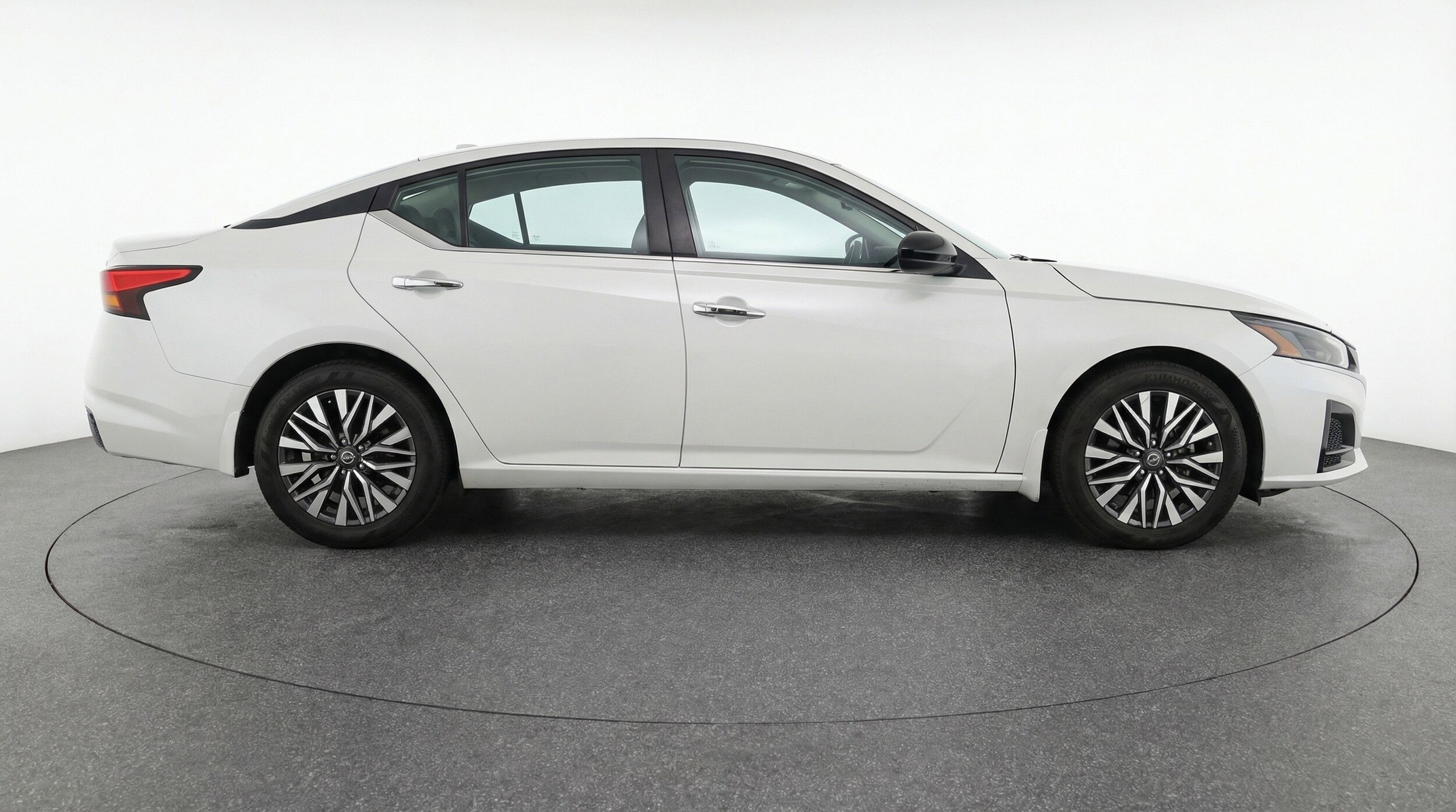 Thumbnail: 2025 Nissan Altima - 11