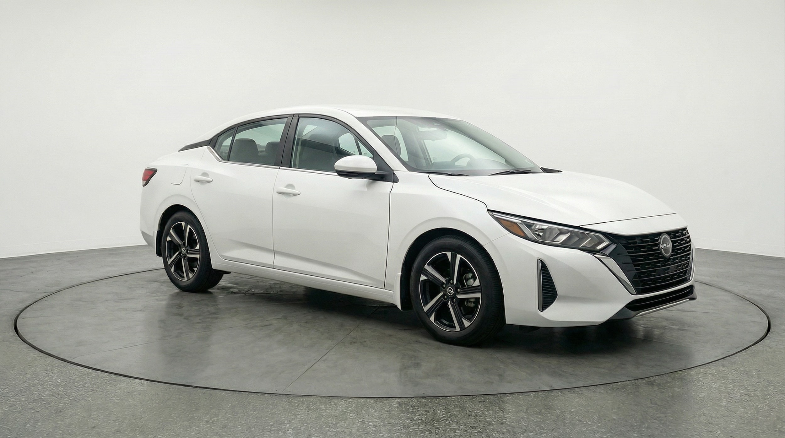 Thumbnail: 2025 Nissan Sentra - 1