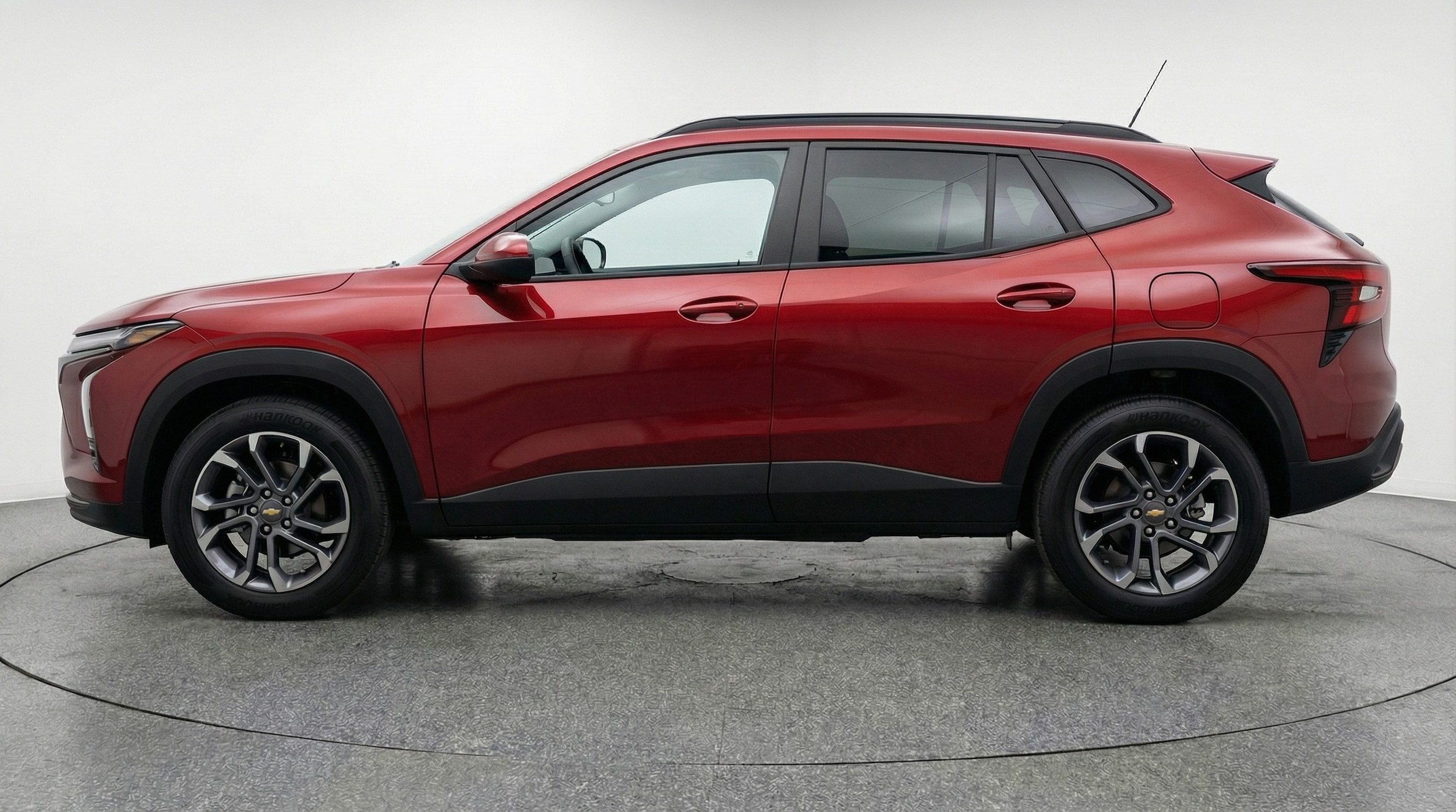 Thumbnail: 2025 Chevrolet Trax - 4