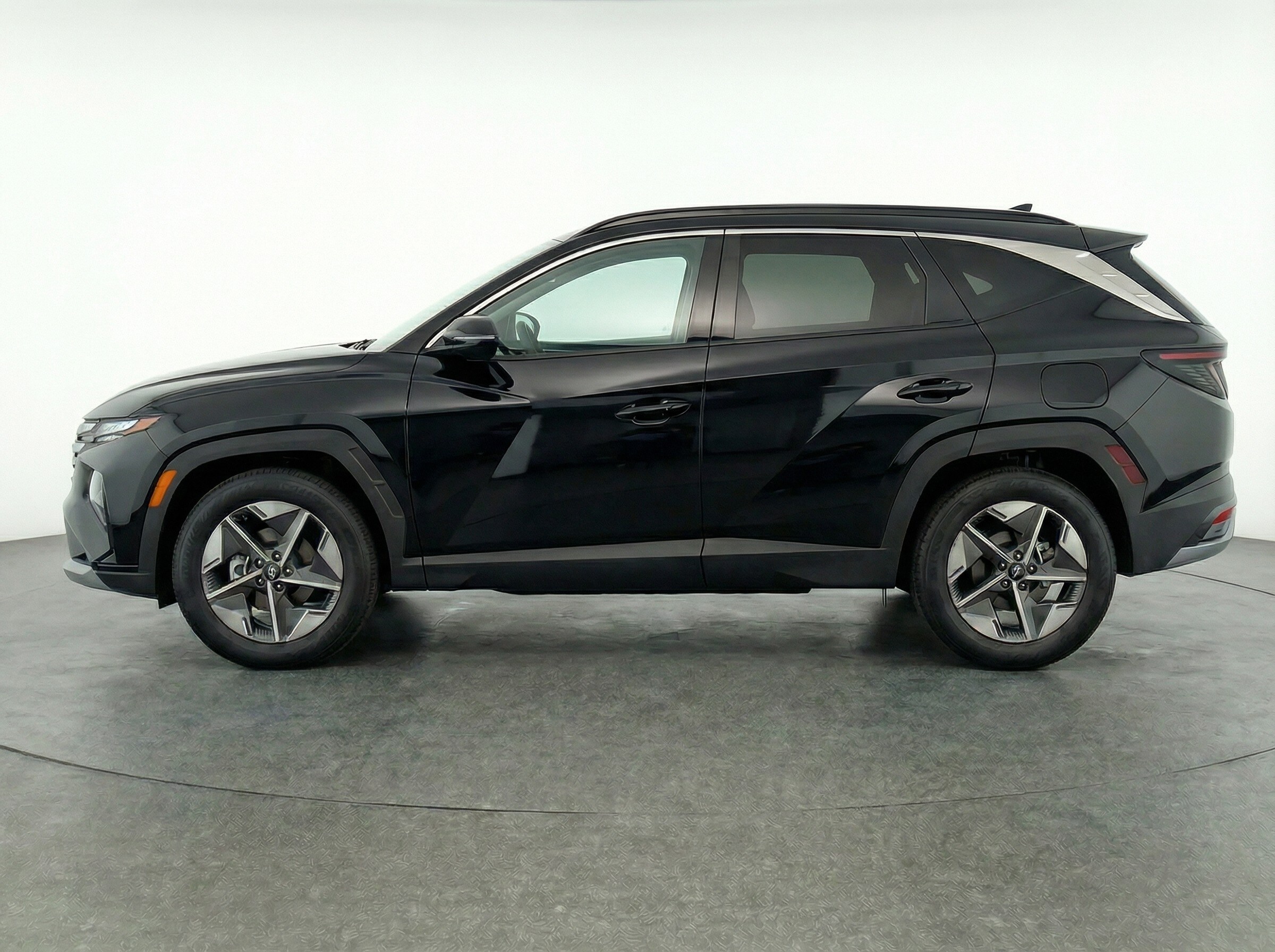 Thumbnail: 2025 Hyundai Tucson - 4