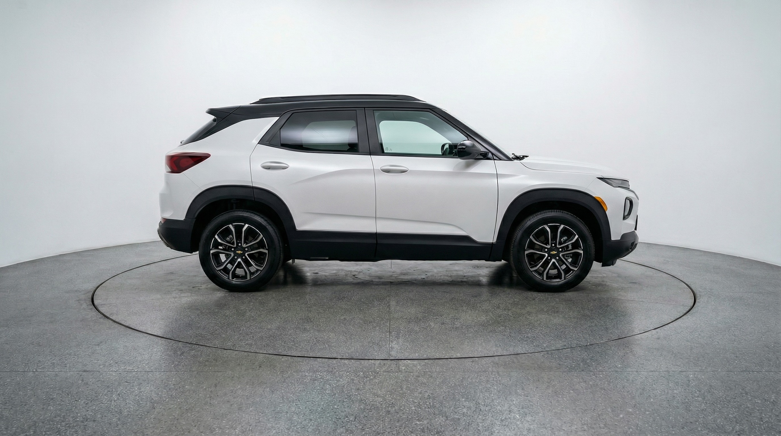 Thumbnail: 2025 Chevrolet TrailBlazer - 8