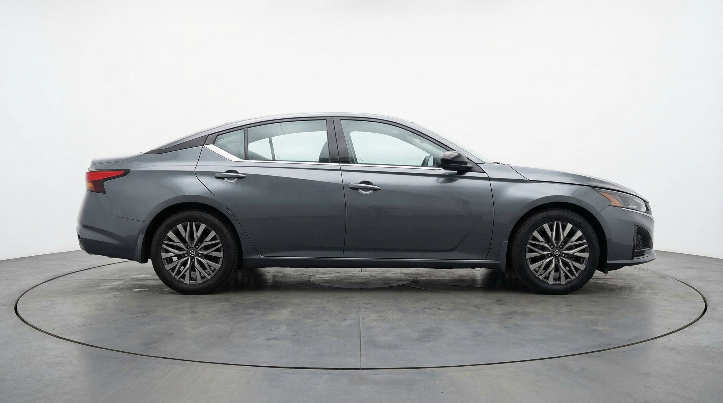 Thumbnail: 2025 Nissan Altima - 11