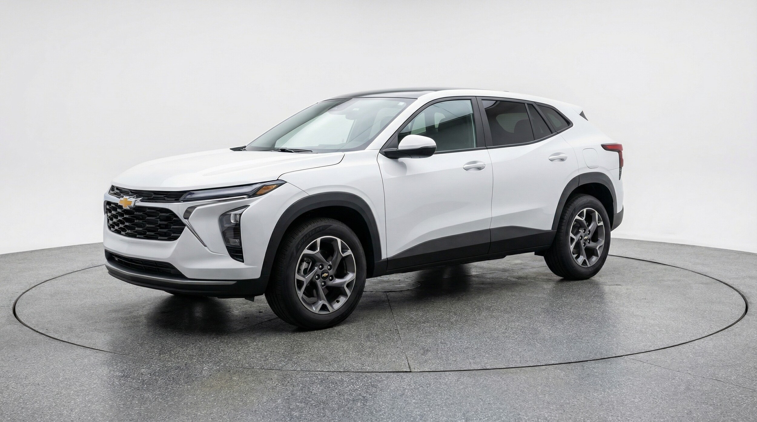 Thumbnail: 2025 Chevrolet Trax - 3