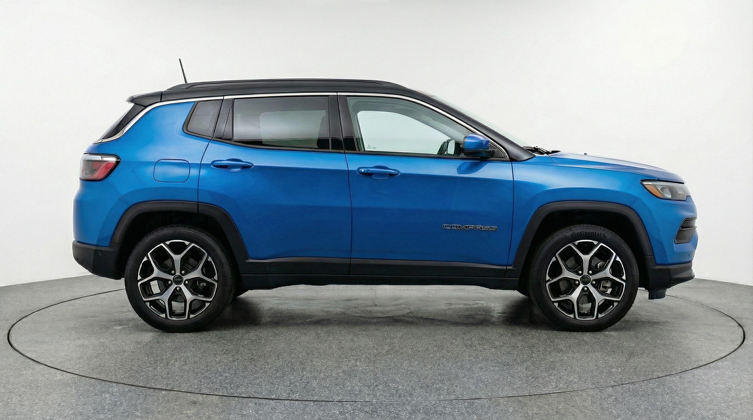 Thumbnail: 2025 Jeep Compass - 8
