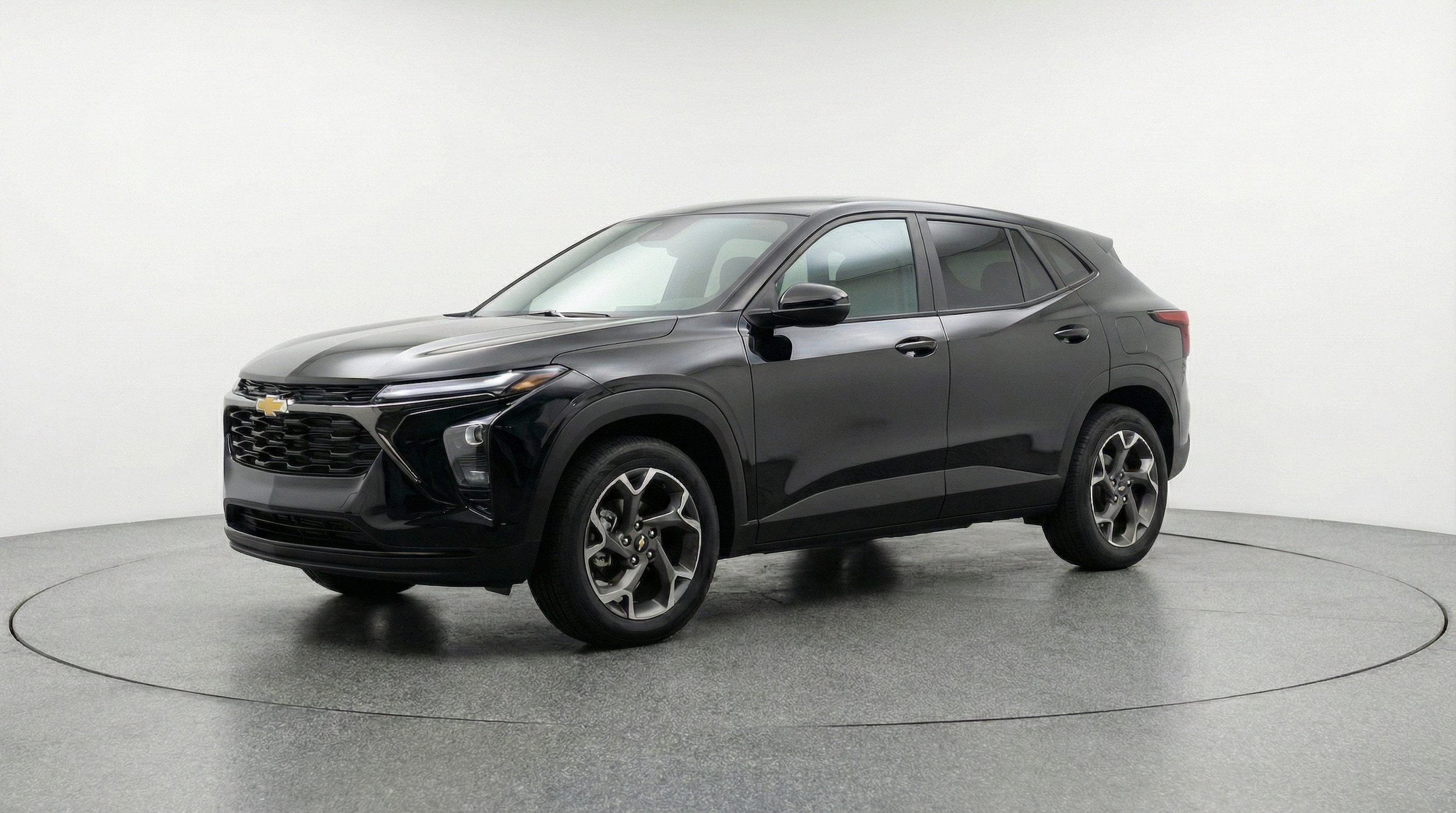 Thumbnail: 2025 Chevrolet Trax - 3