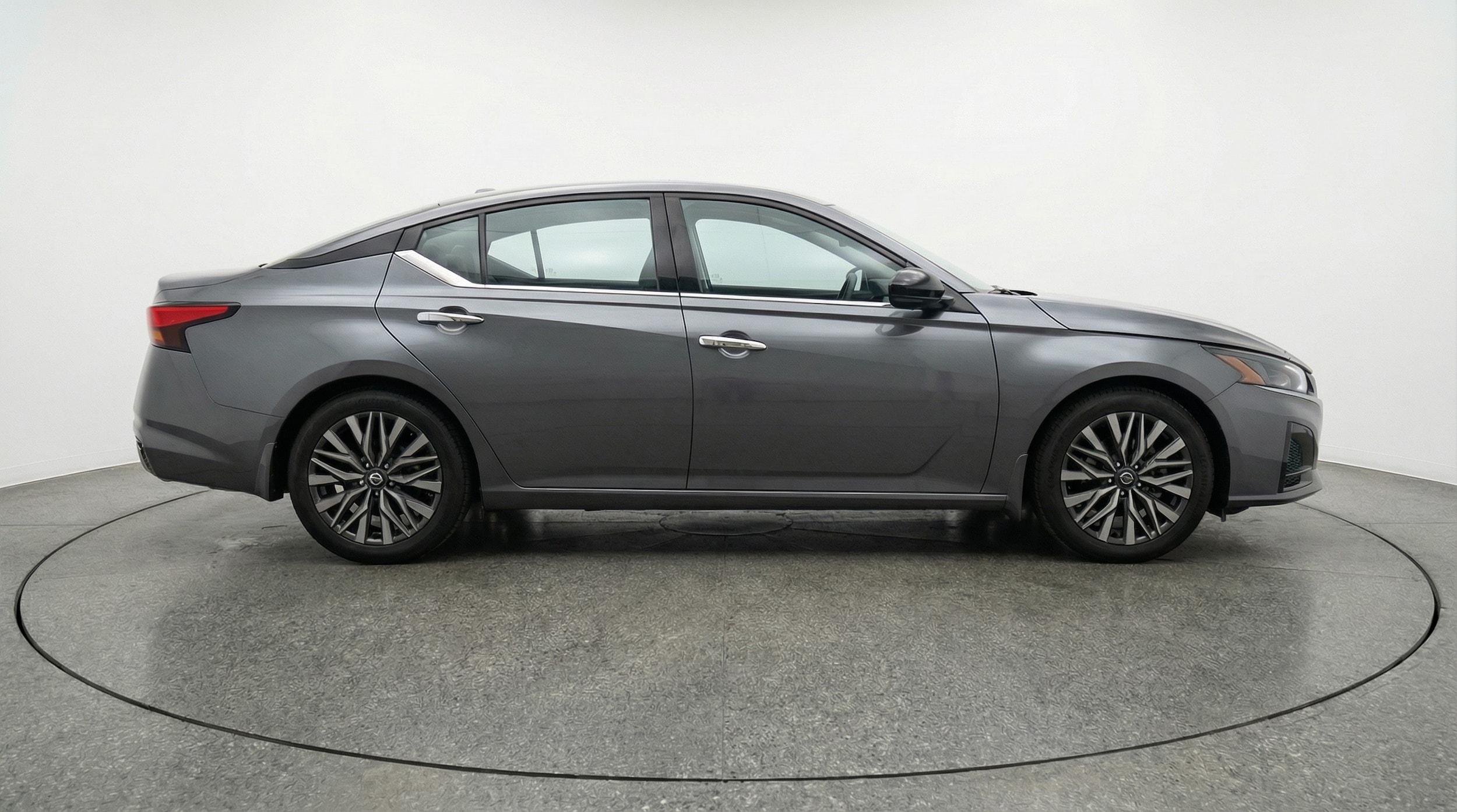 Thumbnail: 2025 Nissan Altima - 8